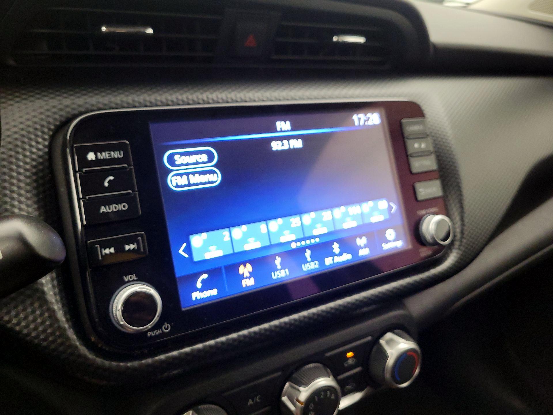 Thumbnail: 2023 Nissan Kicks - 15