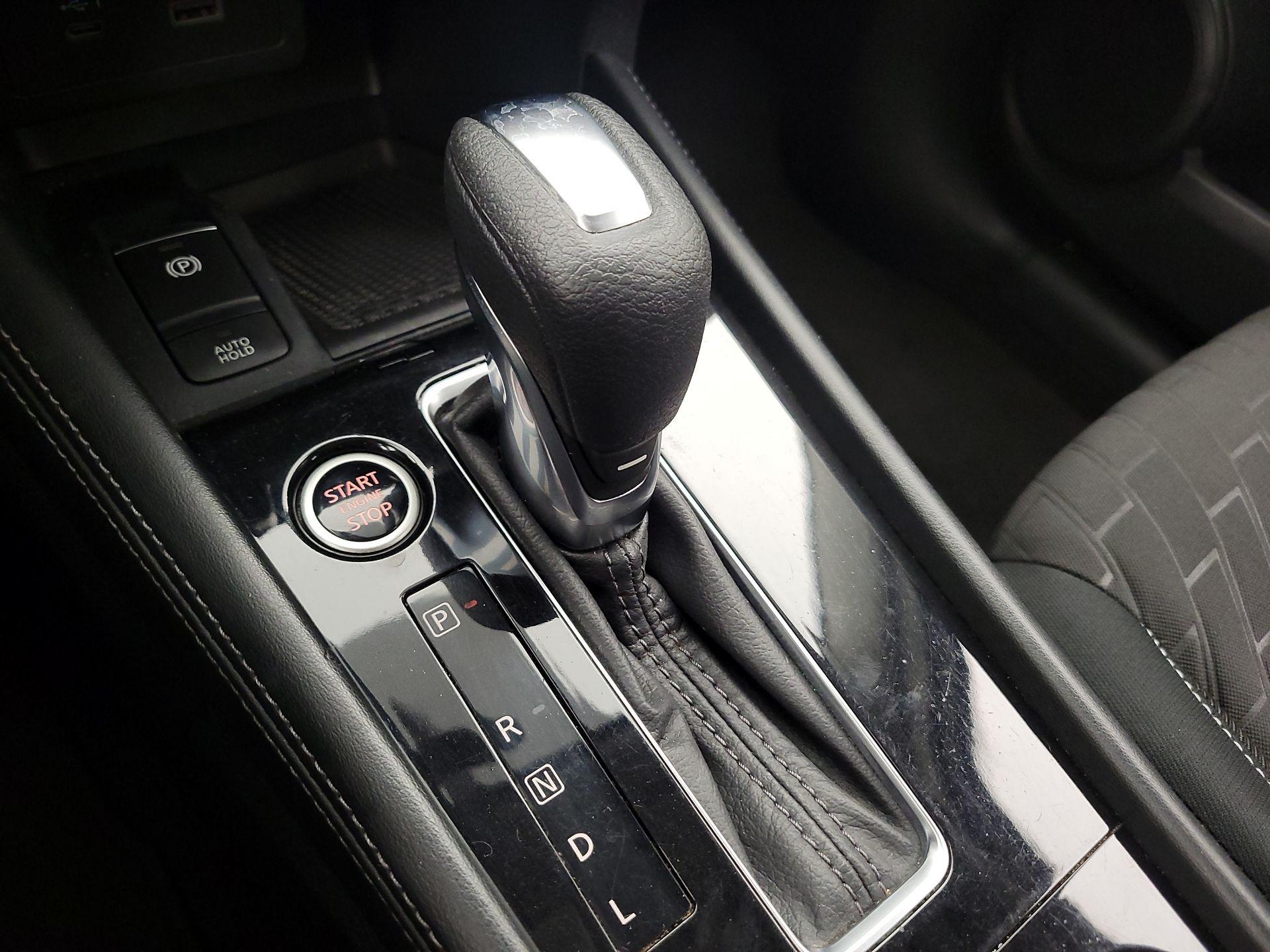 Thumbnail: 2023 Nissan Kicks - 17