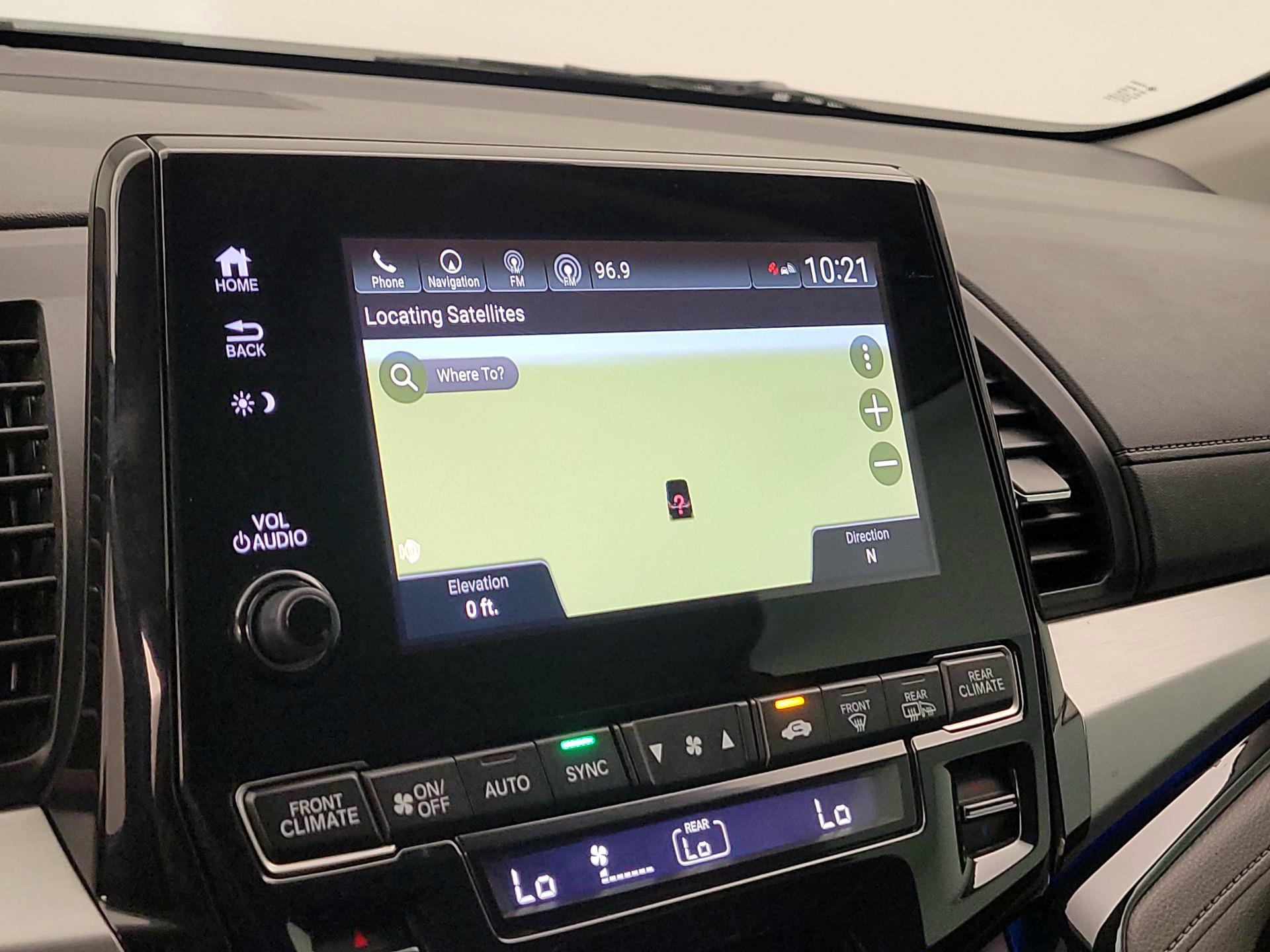 Thumbnail: 2018 Honda Odyssey - 14