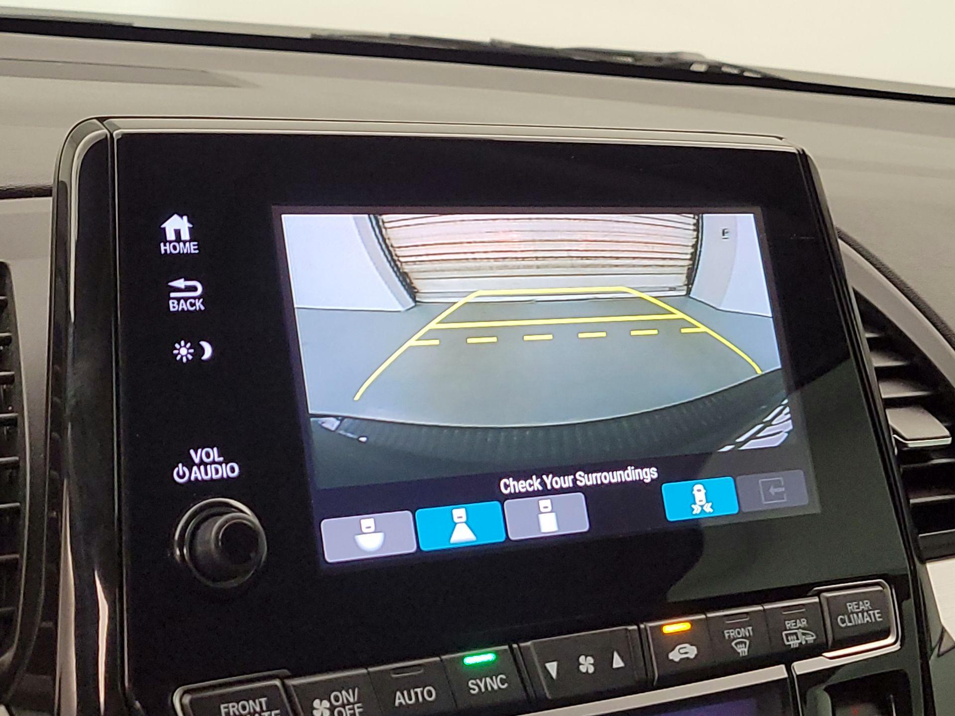 Thumbnail: 2018 Honda Odyssey - 15