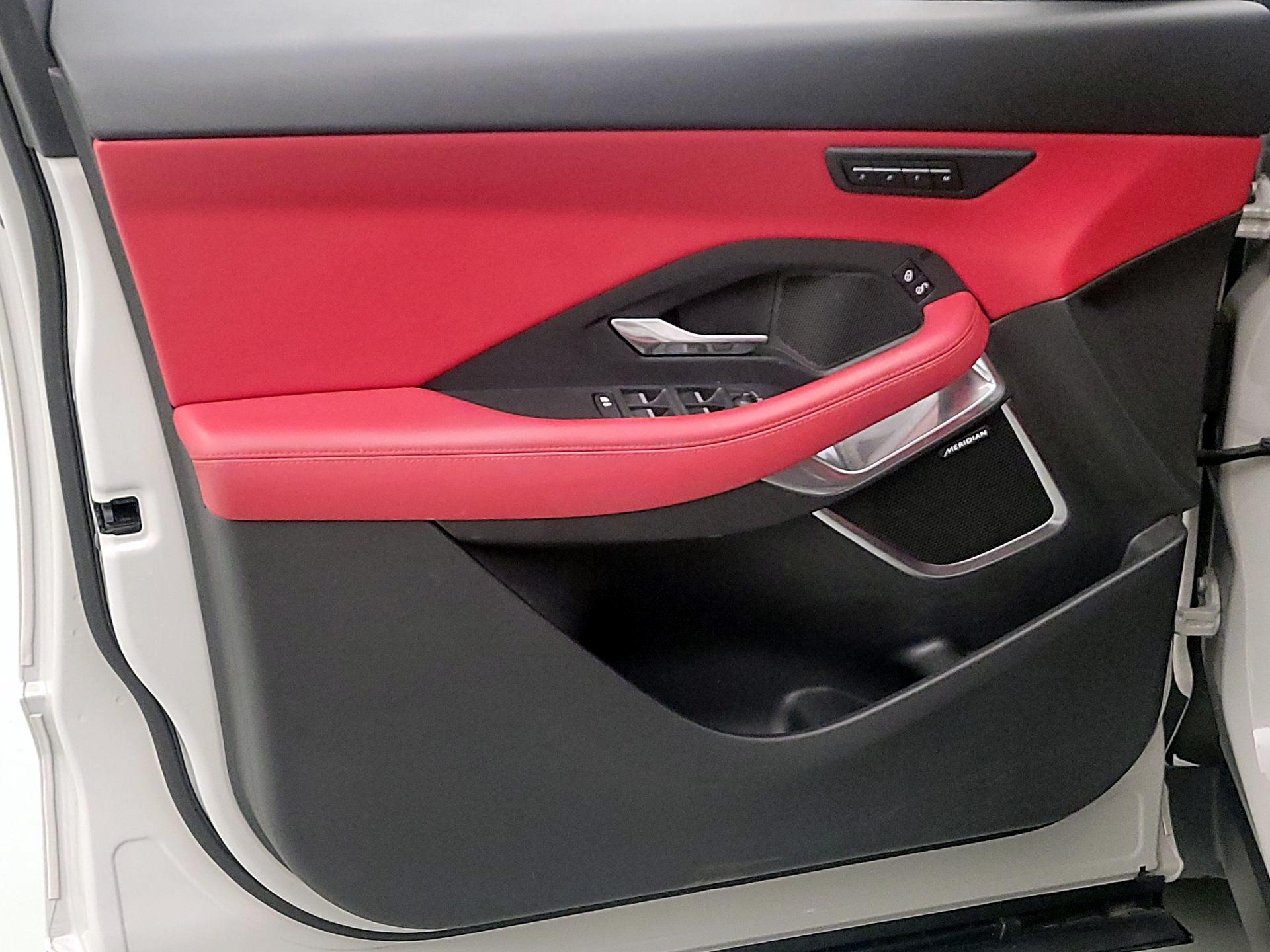 Thumbnail: 2020 Jaguar E-Pace - 12