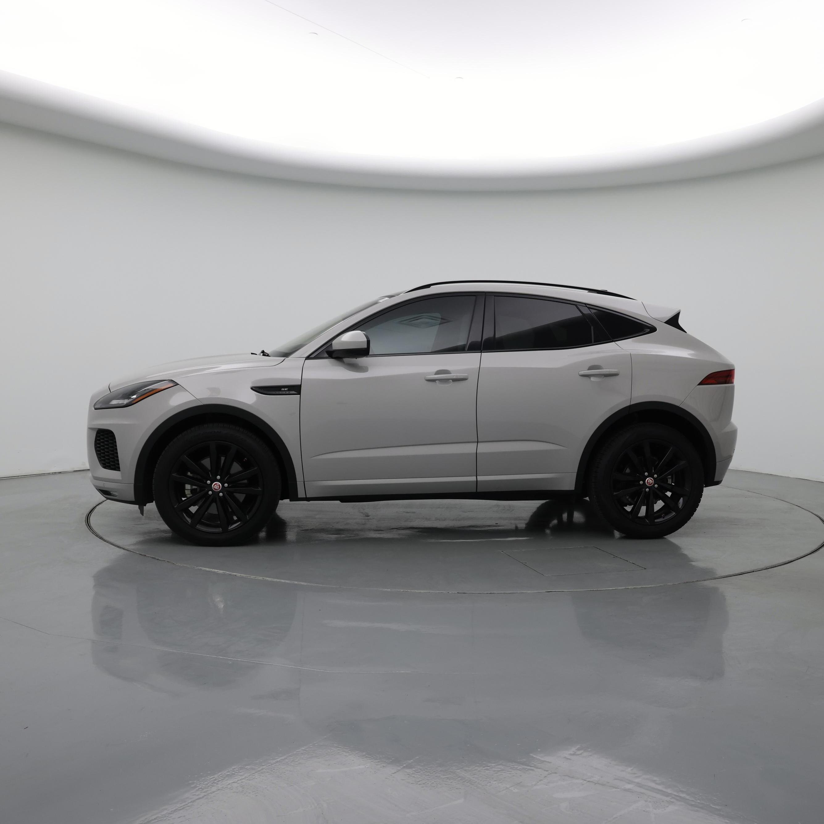 Thumbnail: 2020 Jaguar E-Pace - 3