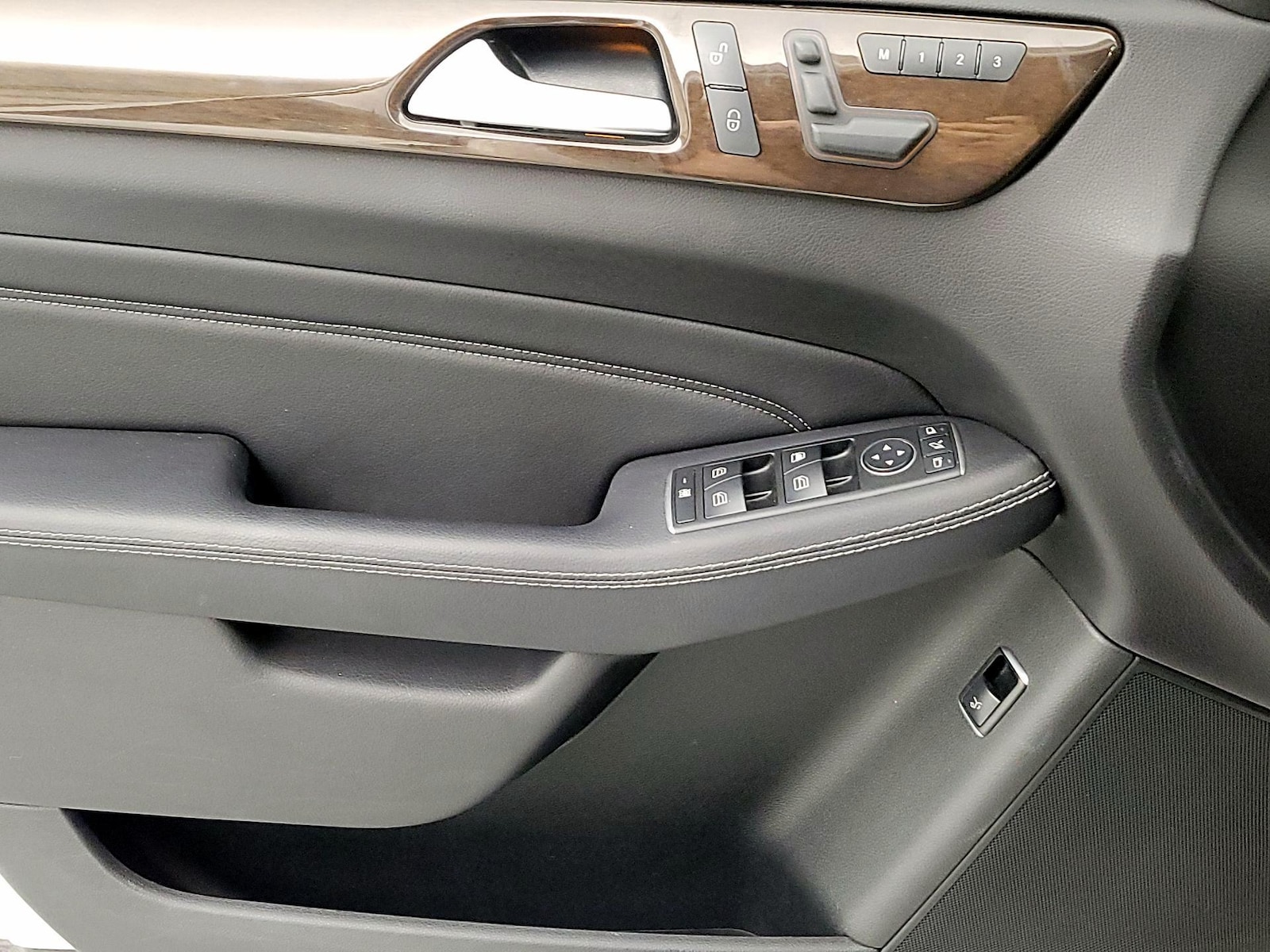 2015 Mercedes-Benz M-Class ML350 - Photo 13