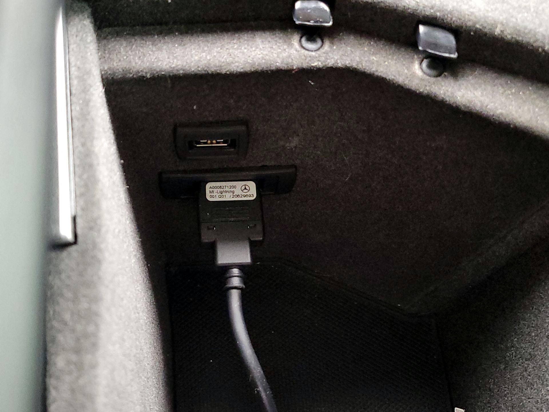 Thumbnail: 2015 Mercedes-Benz M-Class - 18