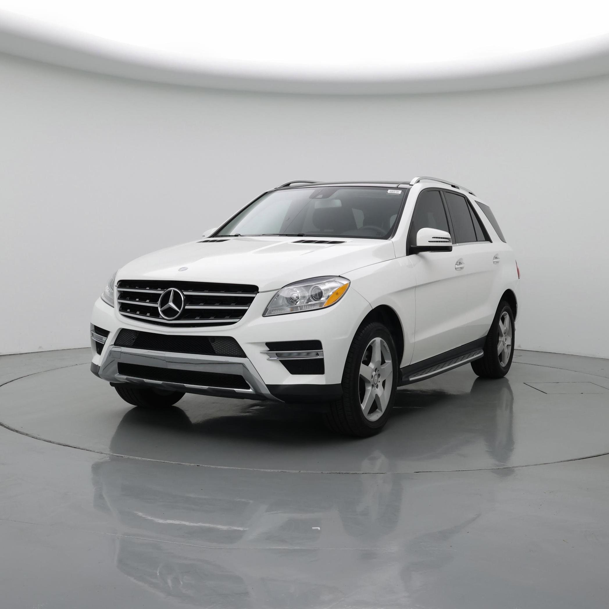 Thumbnail: 2015 Mercedes-Benz M-Class - 4