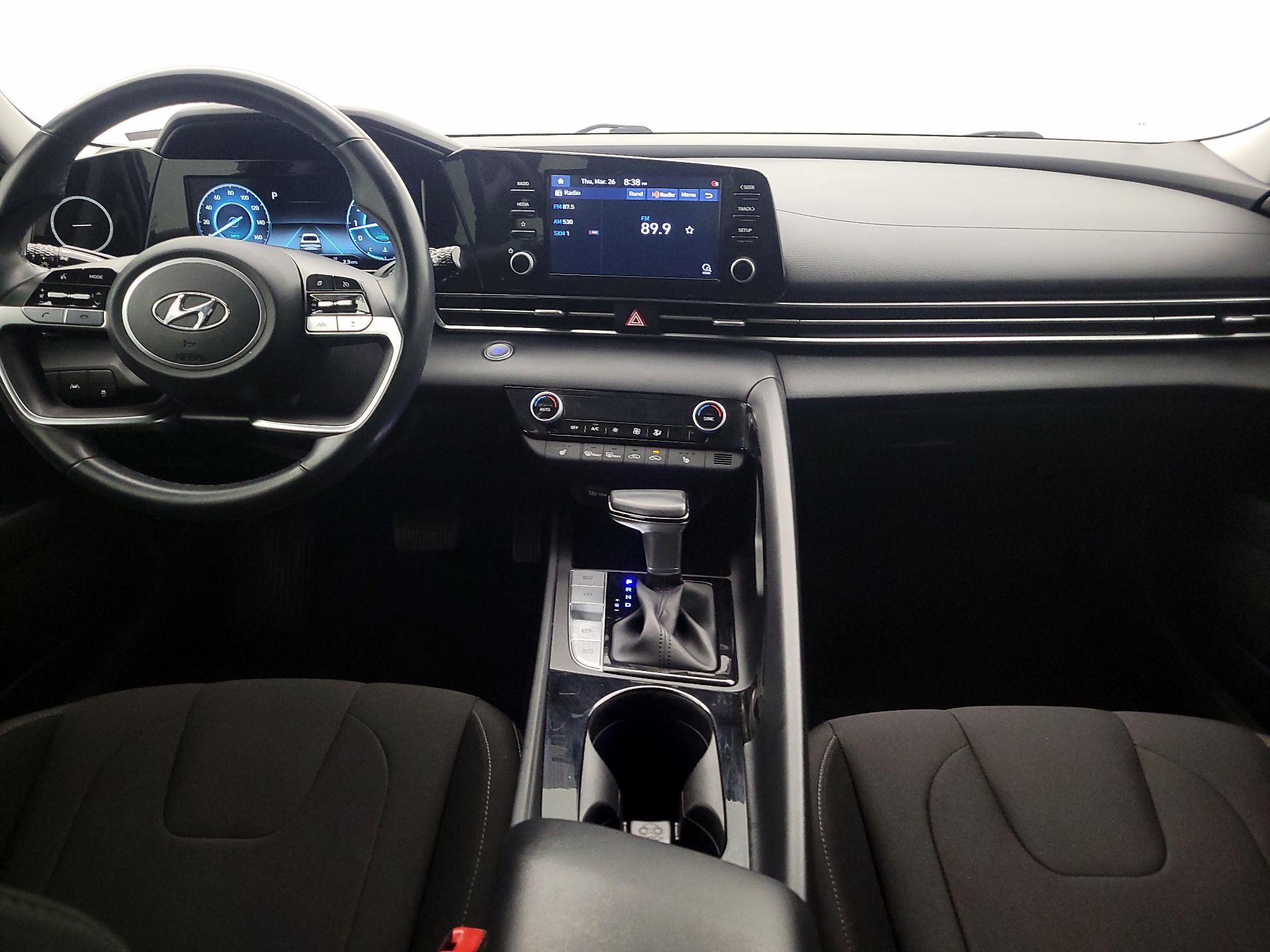 Thumbnail: 2022 Hyundai Elantra - 9