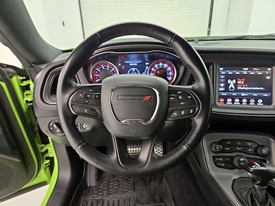 Steering Wheel & Instrument Cluster (On)
