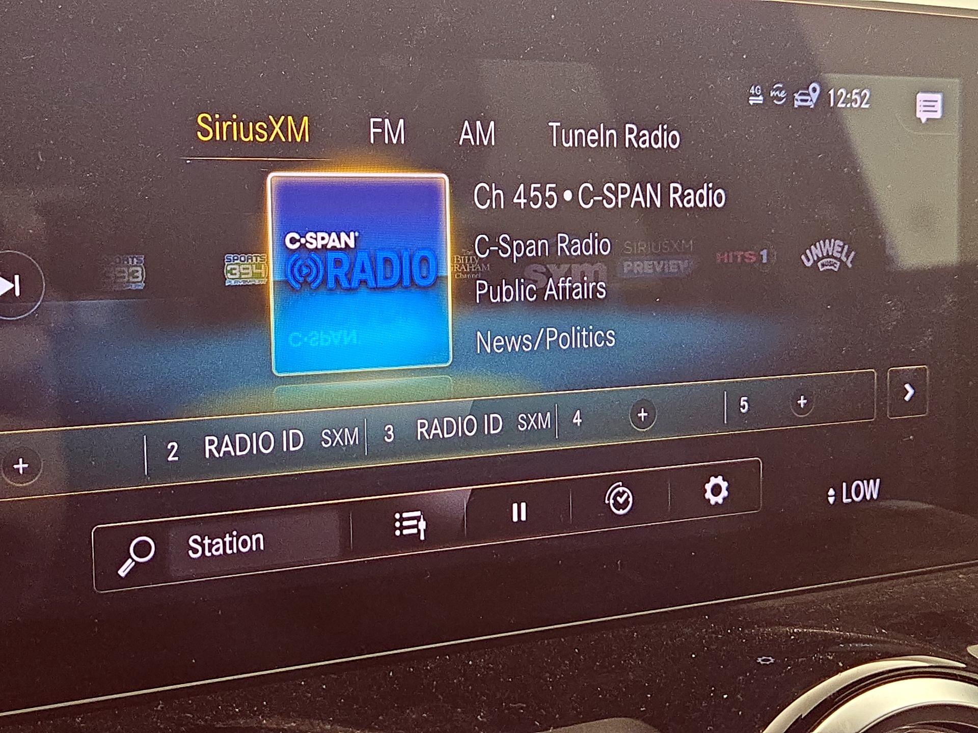 Thumbnail: 2022 Mercedes-Benz GLA - 15