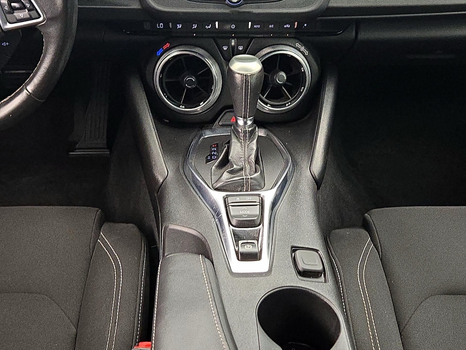 2022 Chevrolet Camaro 1LS - Photo 17