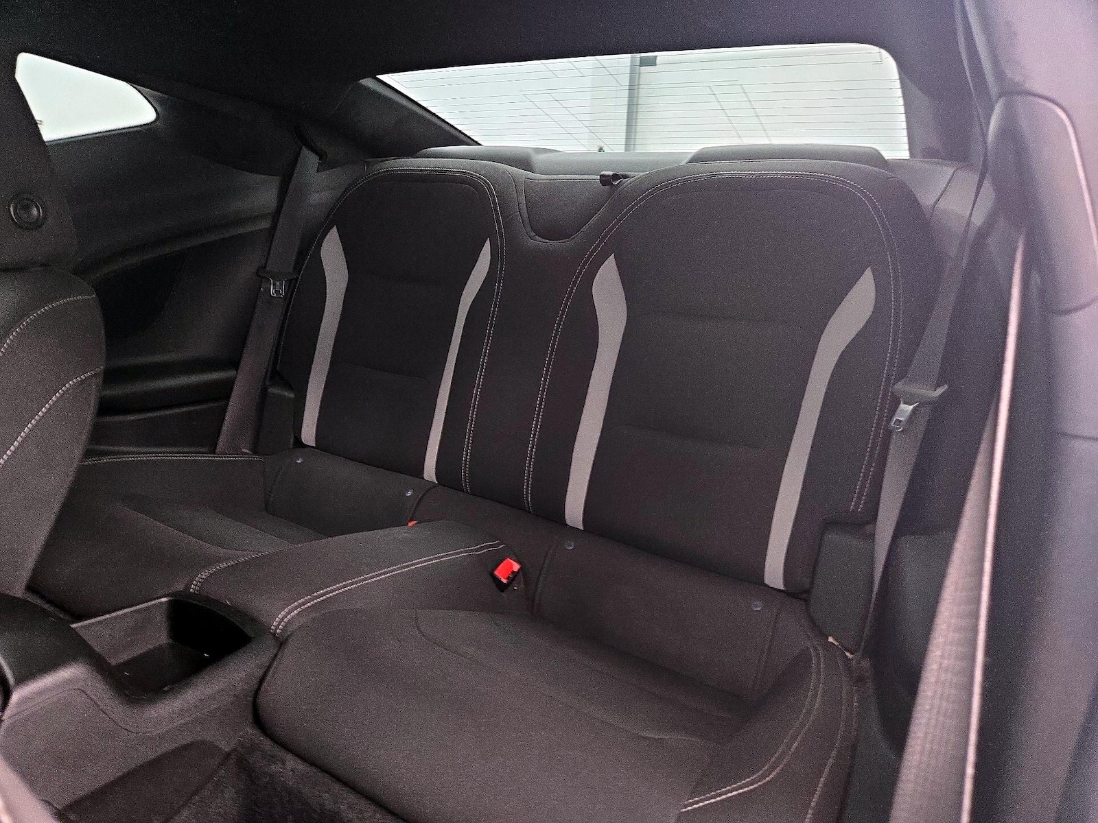 2022 Chevrolet Camaro 1LS - Photo 19