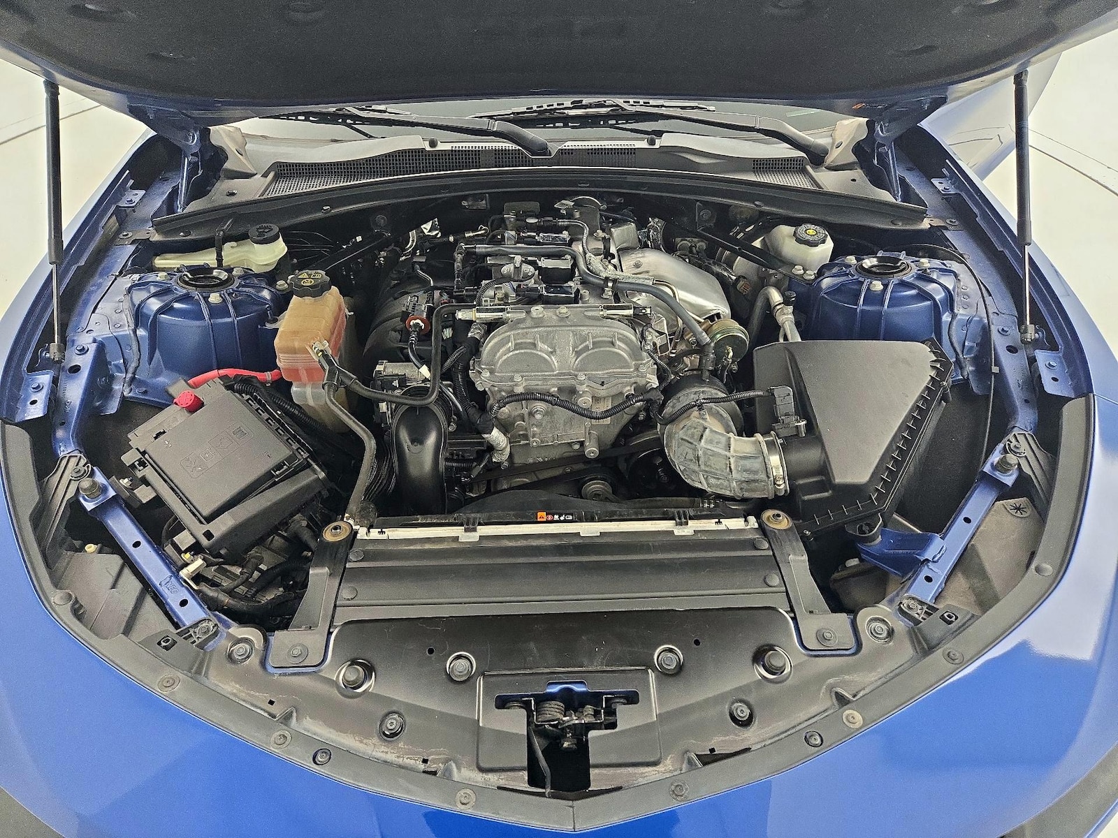 2022 Chevrolet Camaro 1LS - Photo 21