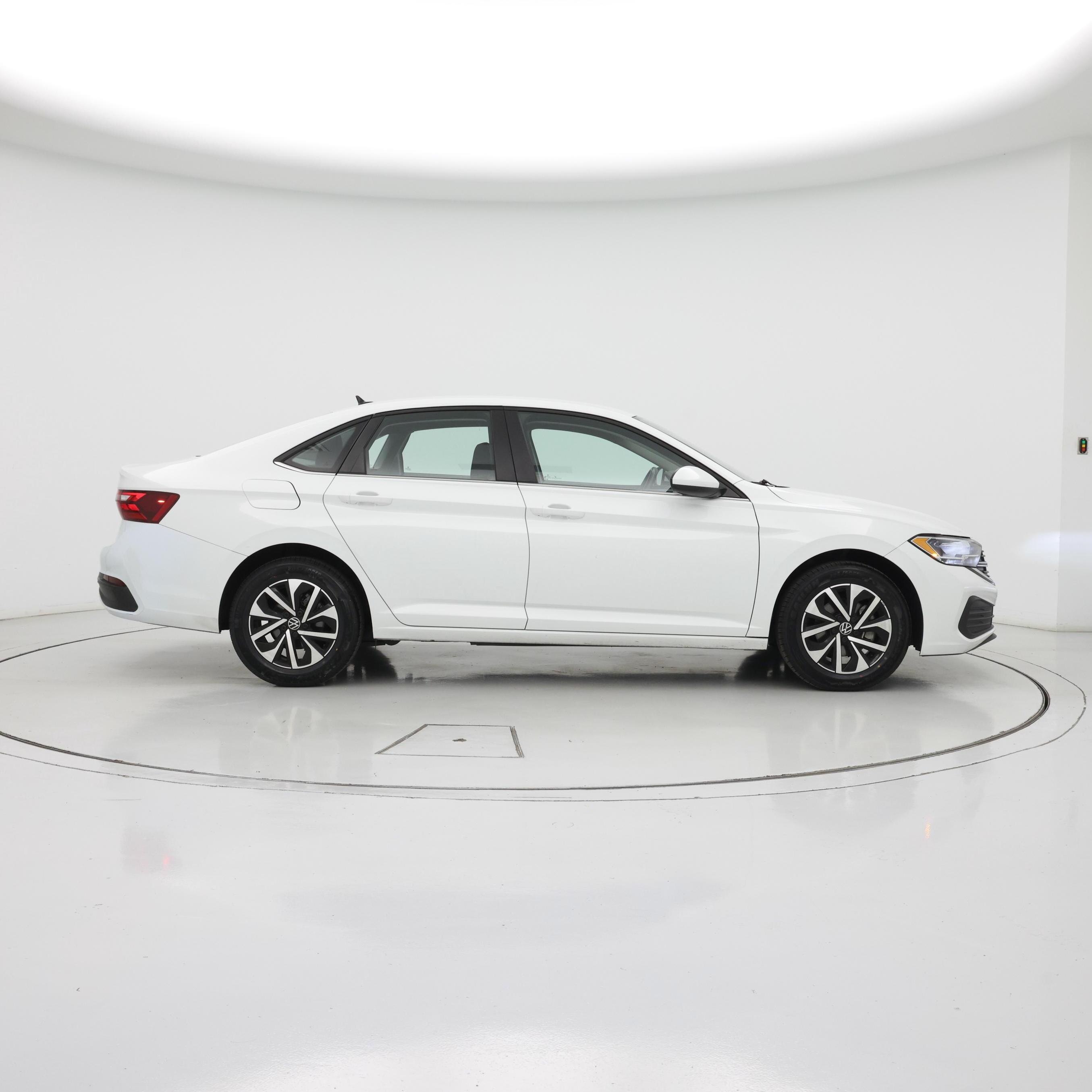 Thumbnail: 2024 Volkswagen Jetta - 7