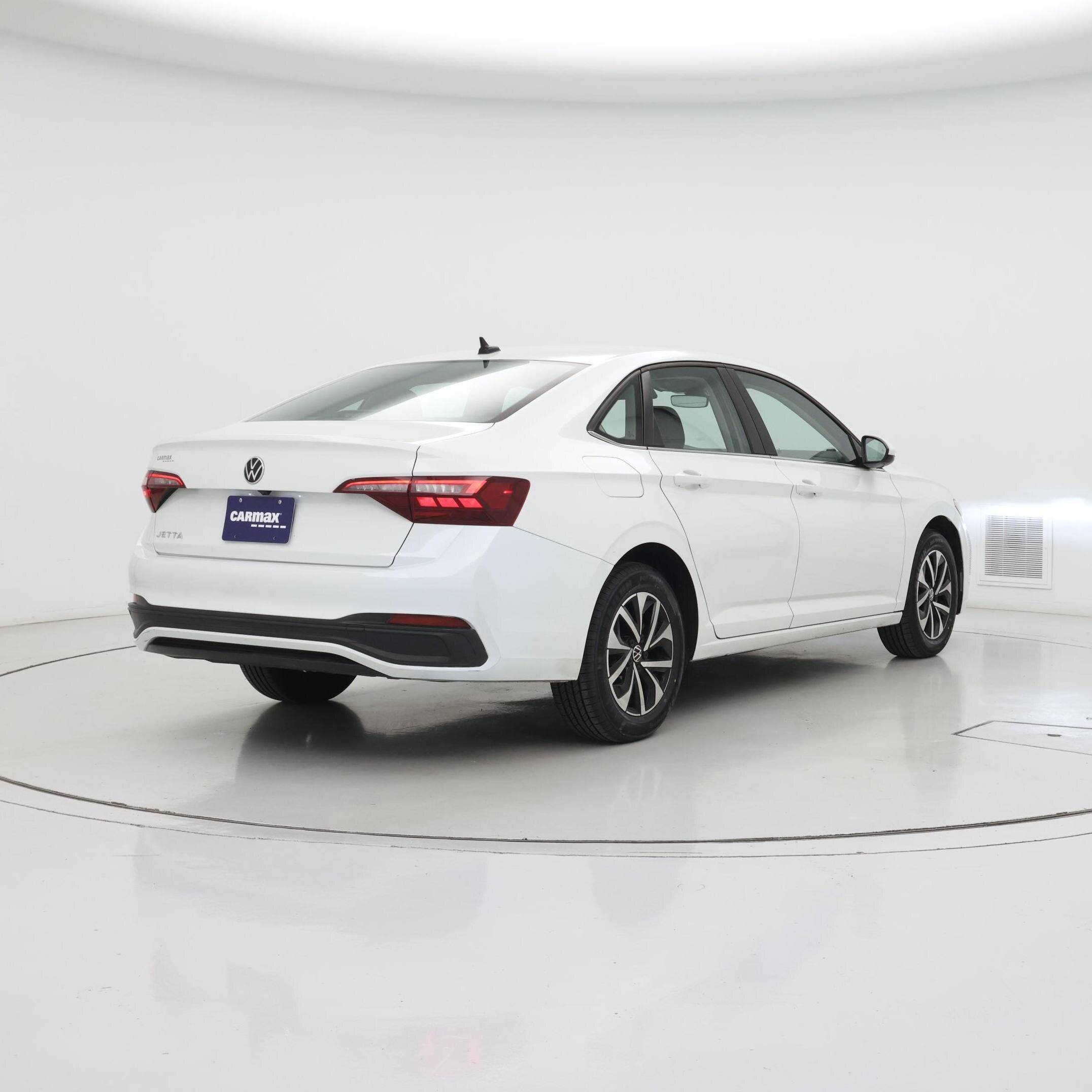 Thumbnail: 2024 Volkswagen Jetta - 8