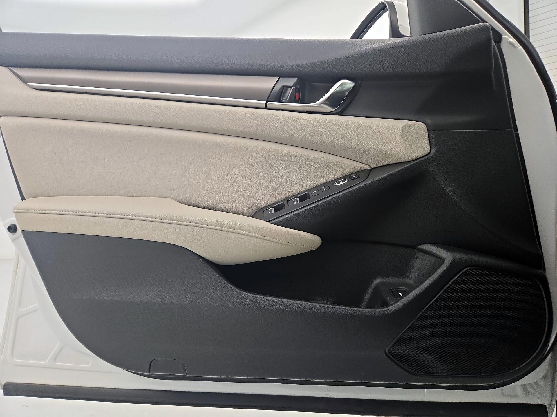Thumbnail: 2021 Honda Accord - 12