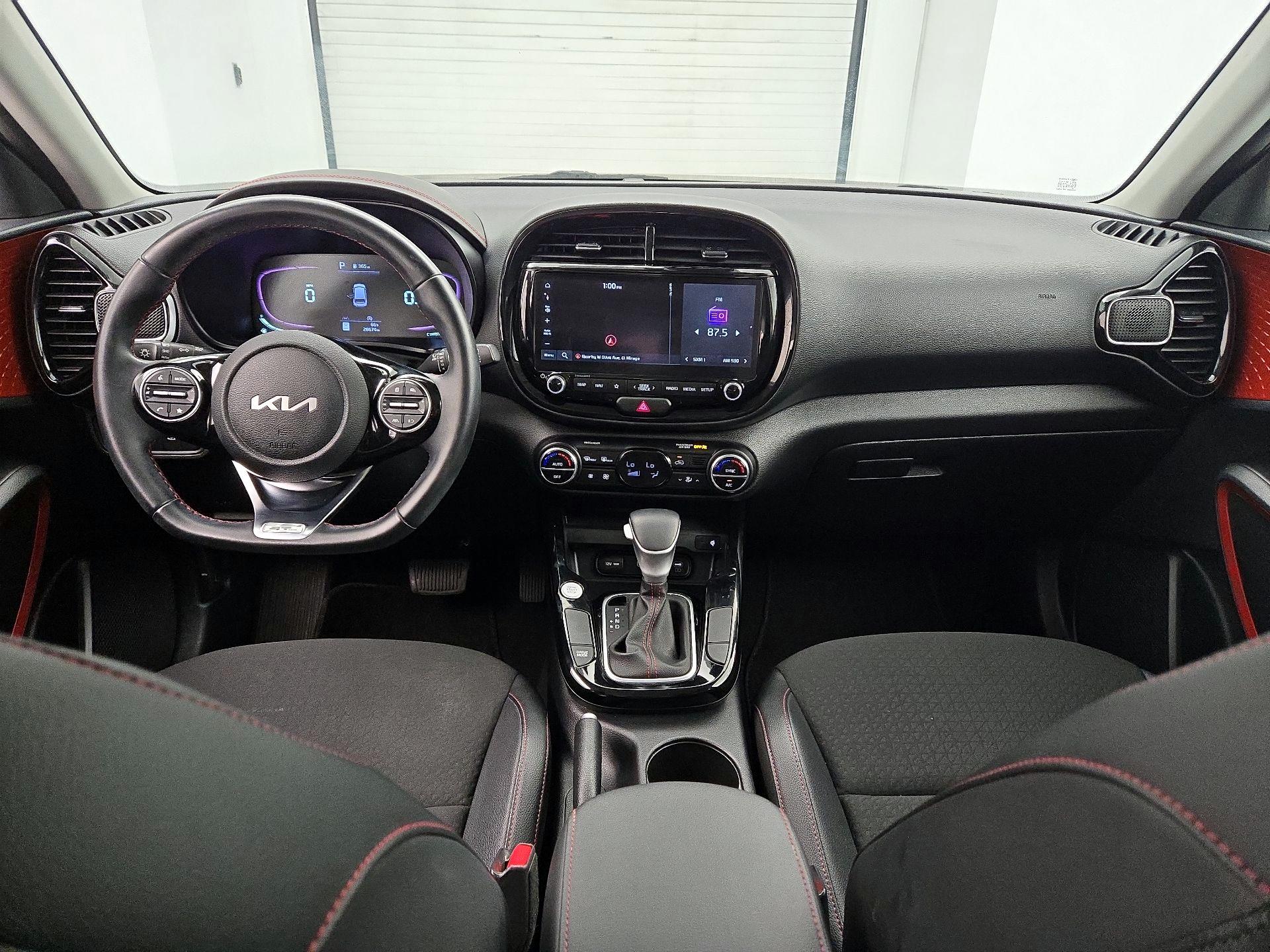 Thumbnail: 2023 Kia Soul - 9