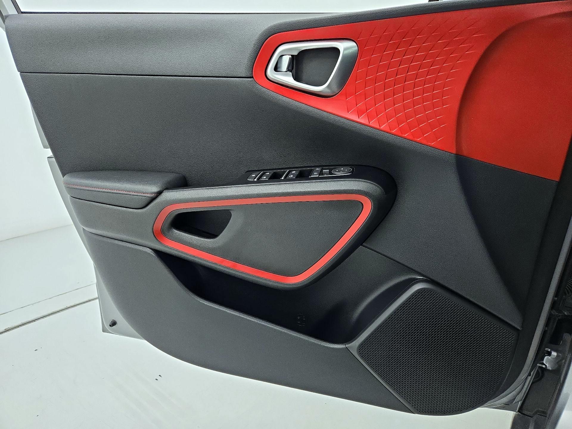 Thumbnail: 2023 Kia Soul - 12