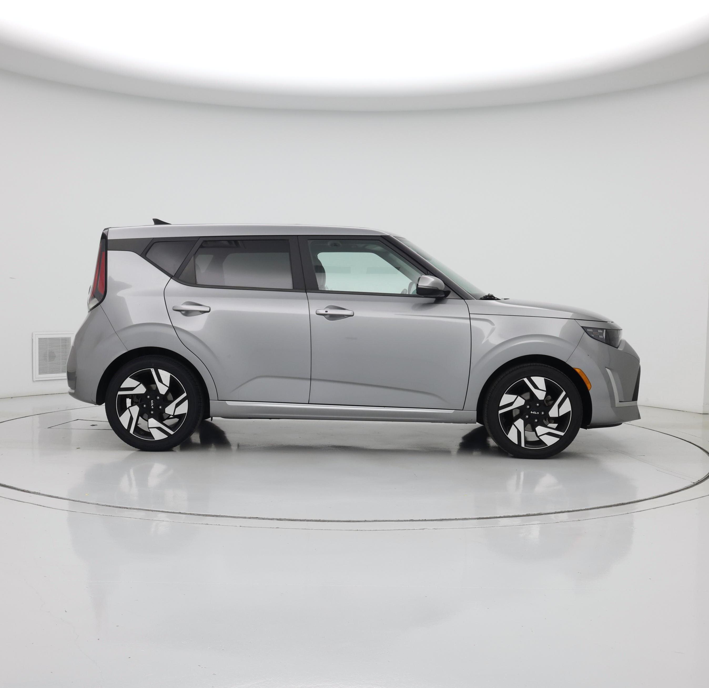 Thumbnail: 2023 Kia Soul - 7