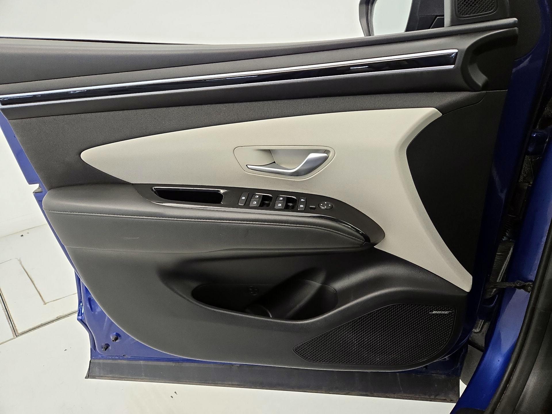Thumbnail: 2022 Hyundai Tucson - 12