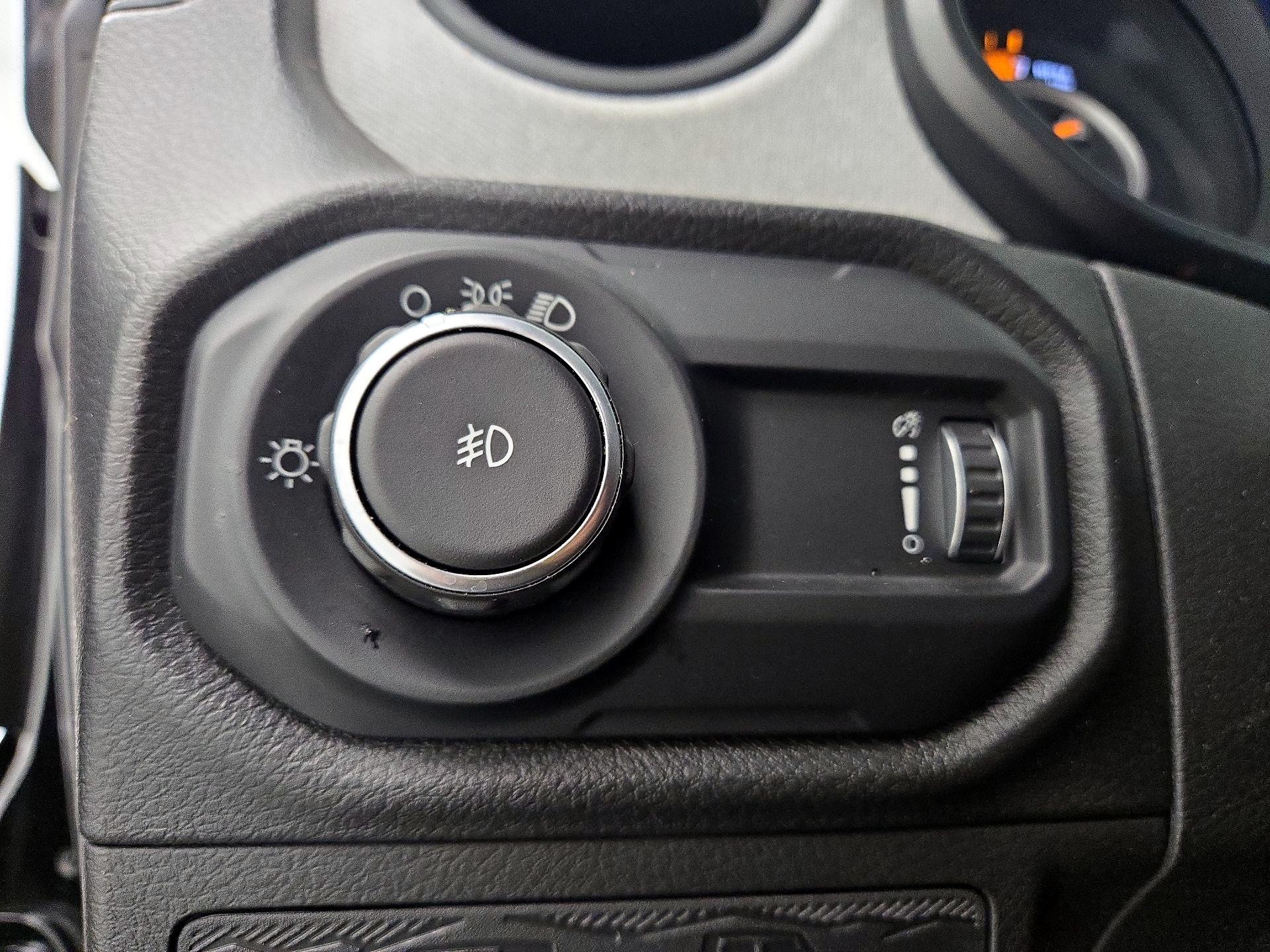 Thumbnail: 2024 Jeep Wrangler - 13