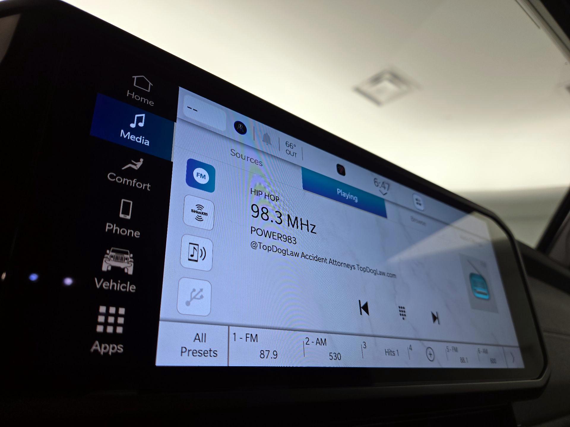 Thumbnail: 2024 Jeep Wrangler - 15