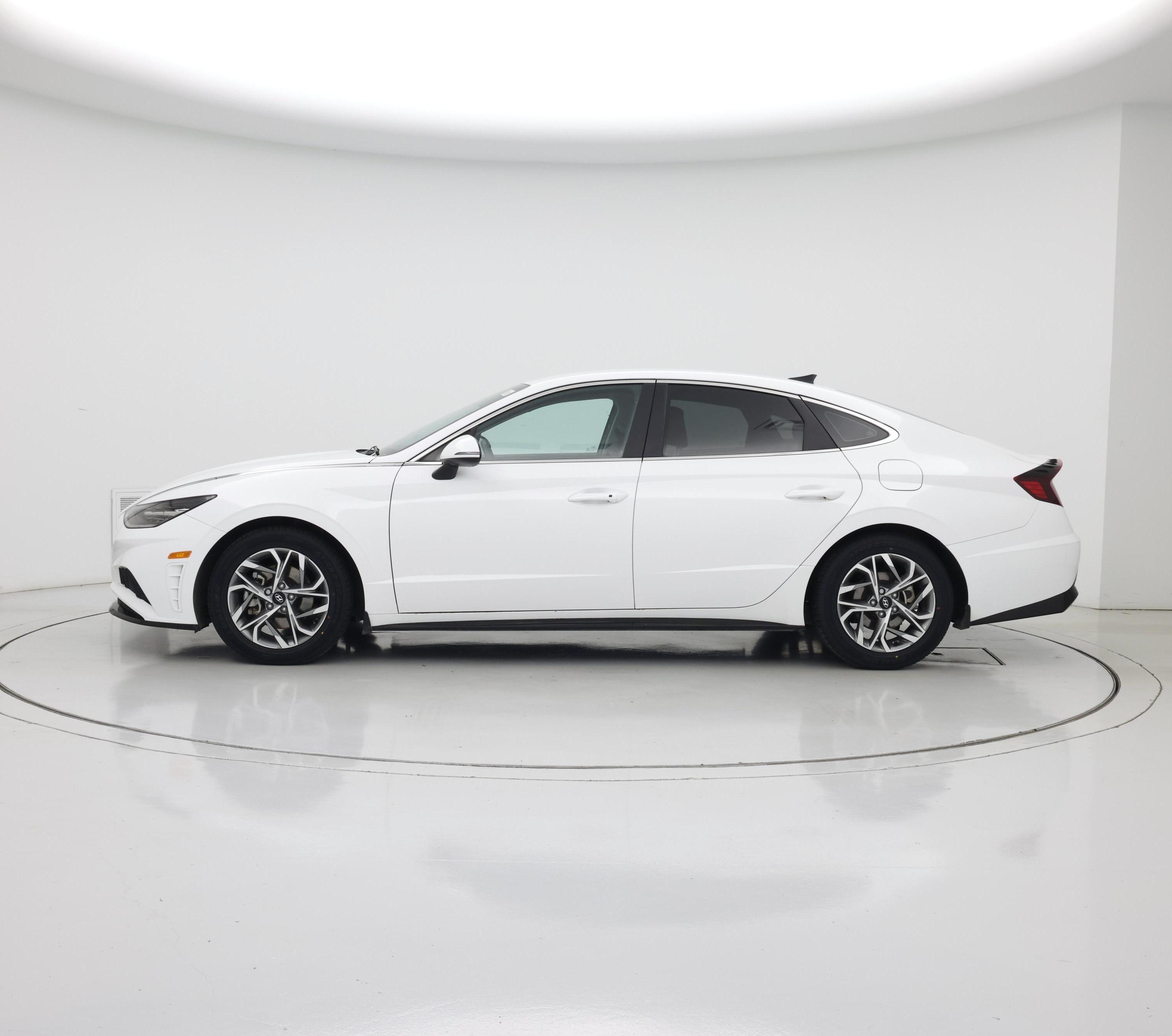 Thumbnail: 2023 Hyundai Sonata - 3