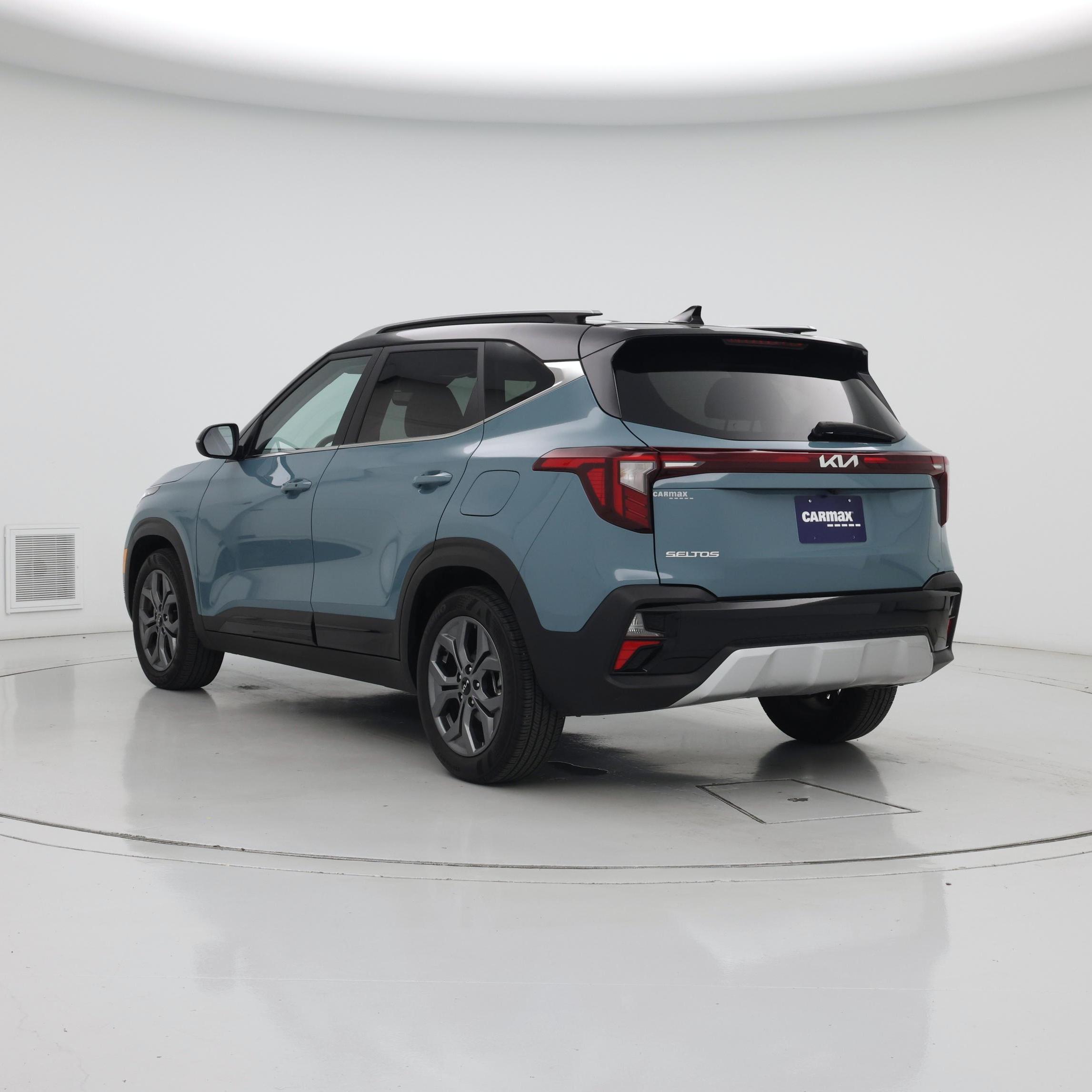 Thumbnail: 2024 Kia Seltos - 2