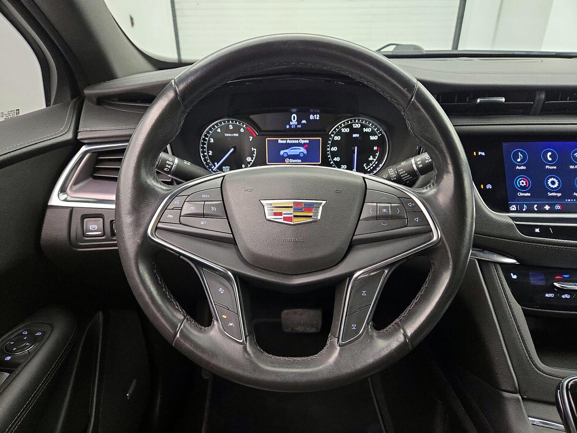 Thumbnail: 2021 Cadillac XT5 - 10