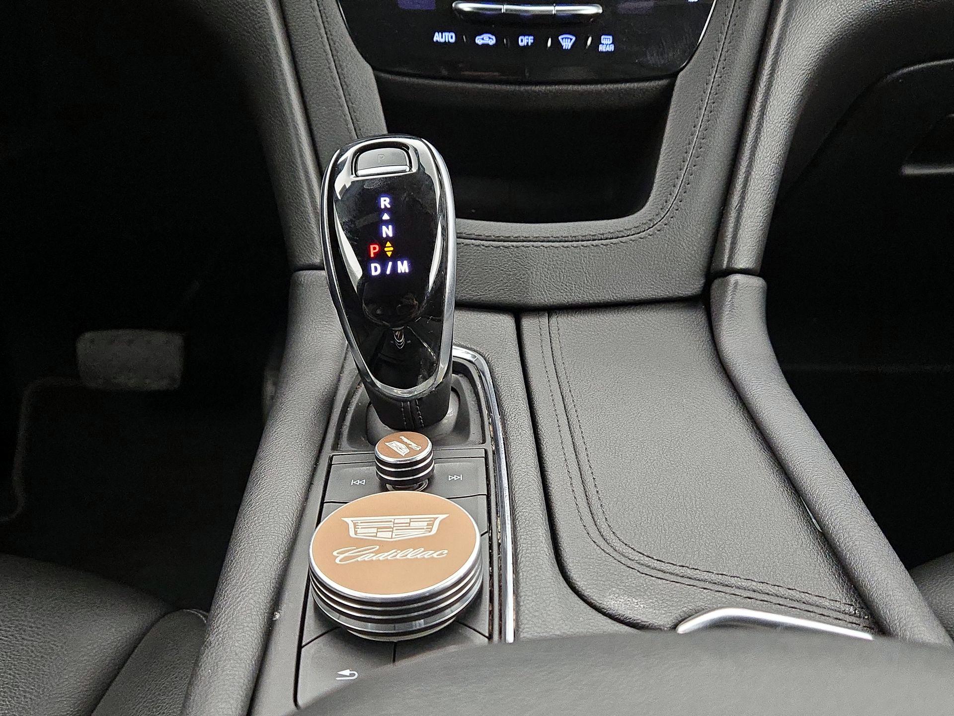Thumbnail: 2021 Cadillac XT5 - 17