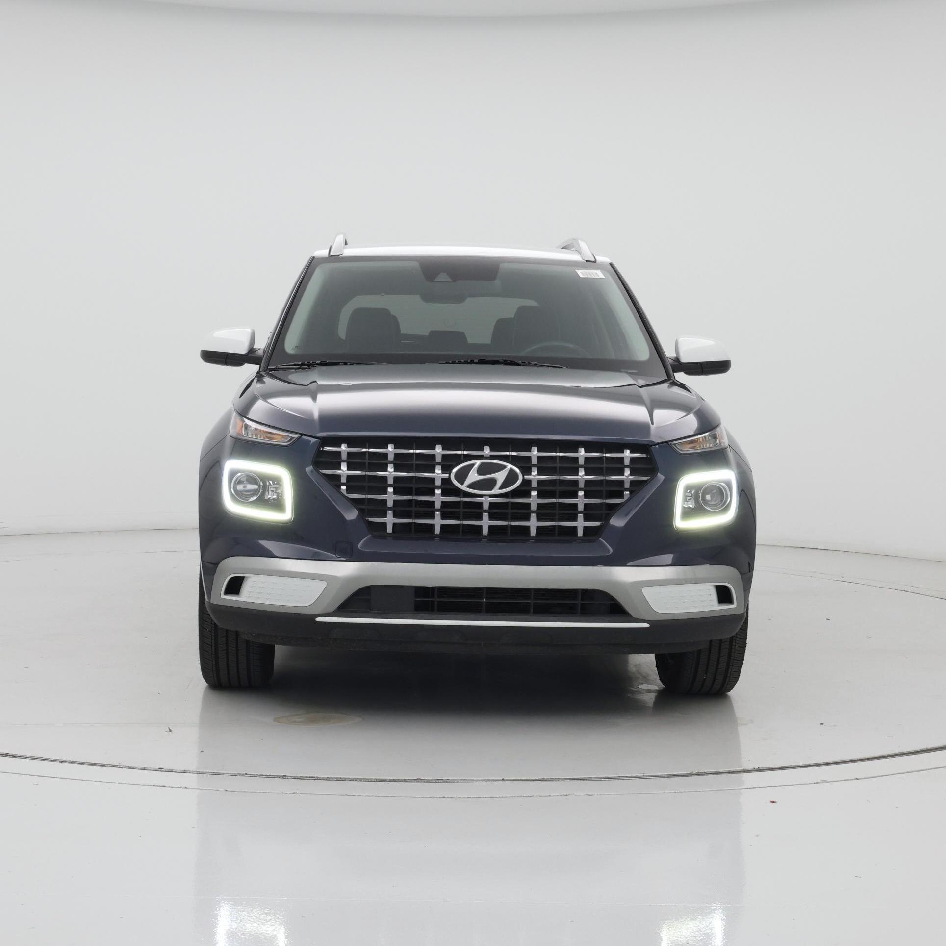 Thumbnail: 2022 Hyundai Venue - 5