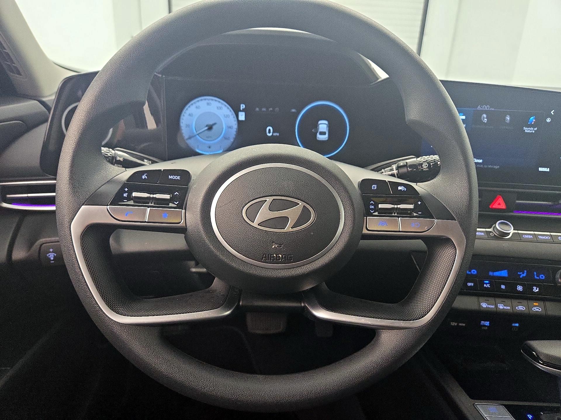 Thumbnail: 2024 Hyundai Elantra - 10