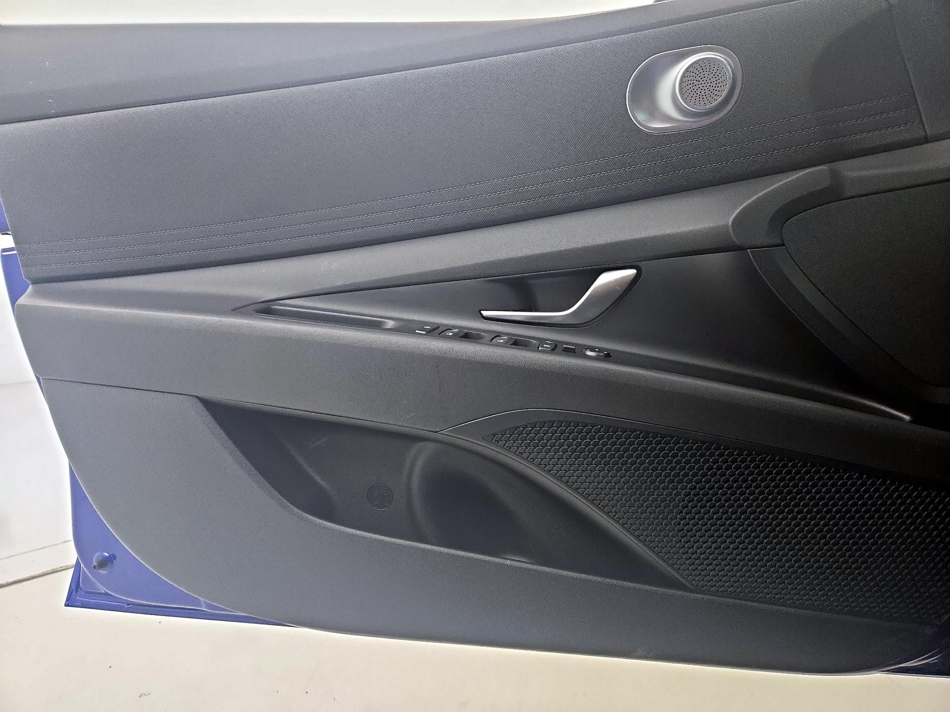 Thumbnail: 2024 Hyundai Elantra - 12