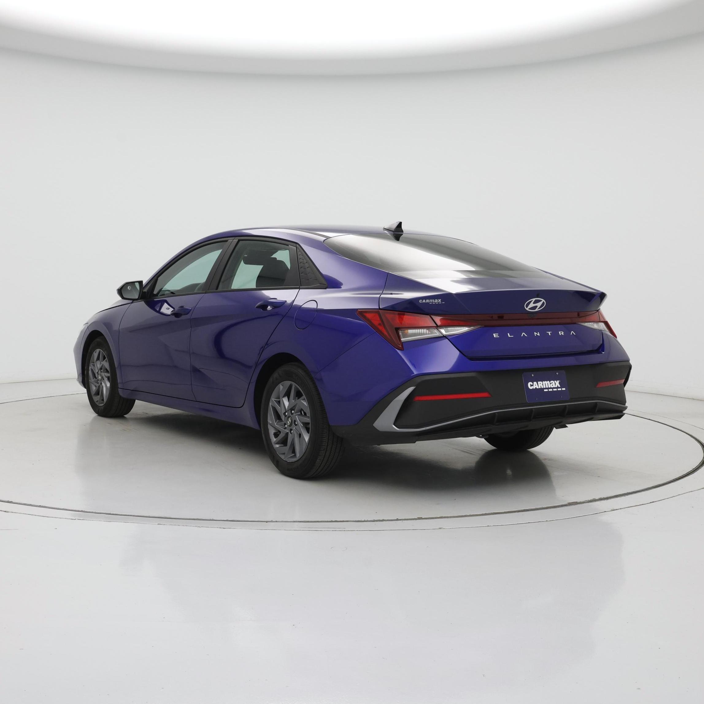 Thumbnail: 2024 Hyundai Elantra - 2