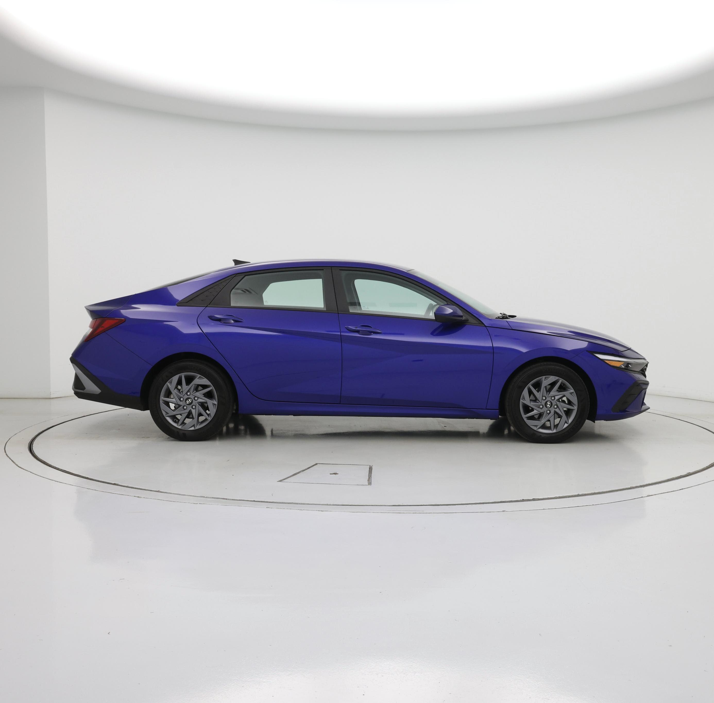 Thumbnail: 2024 Hyundai Elantra - 7