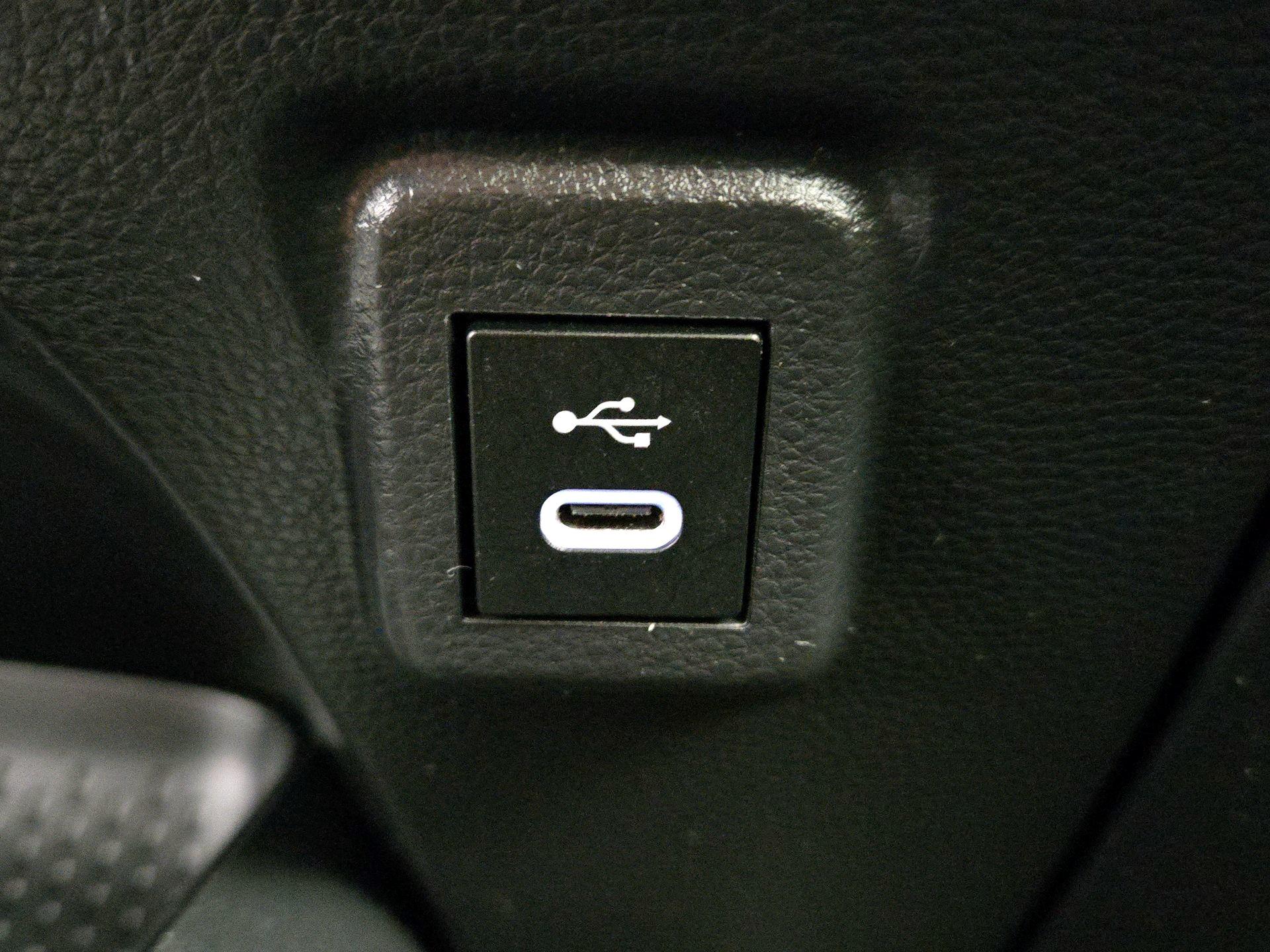 Thumbnail: 2024 Toyota Corolla - 18