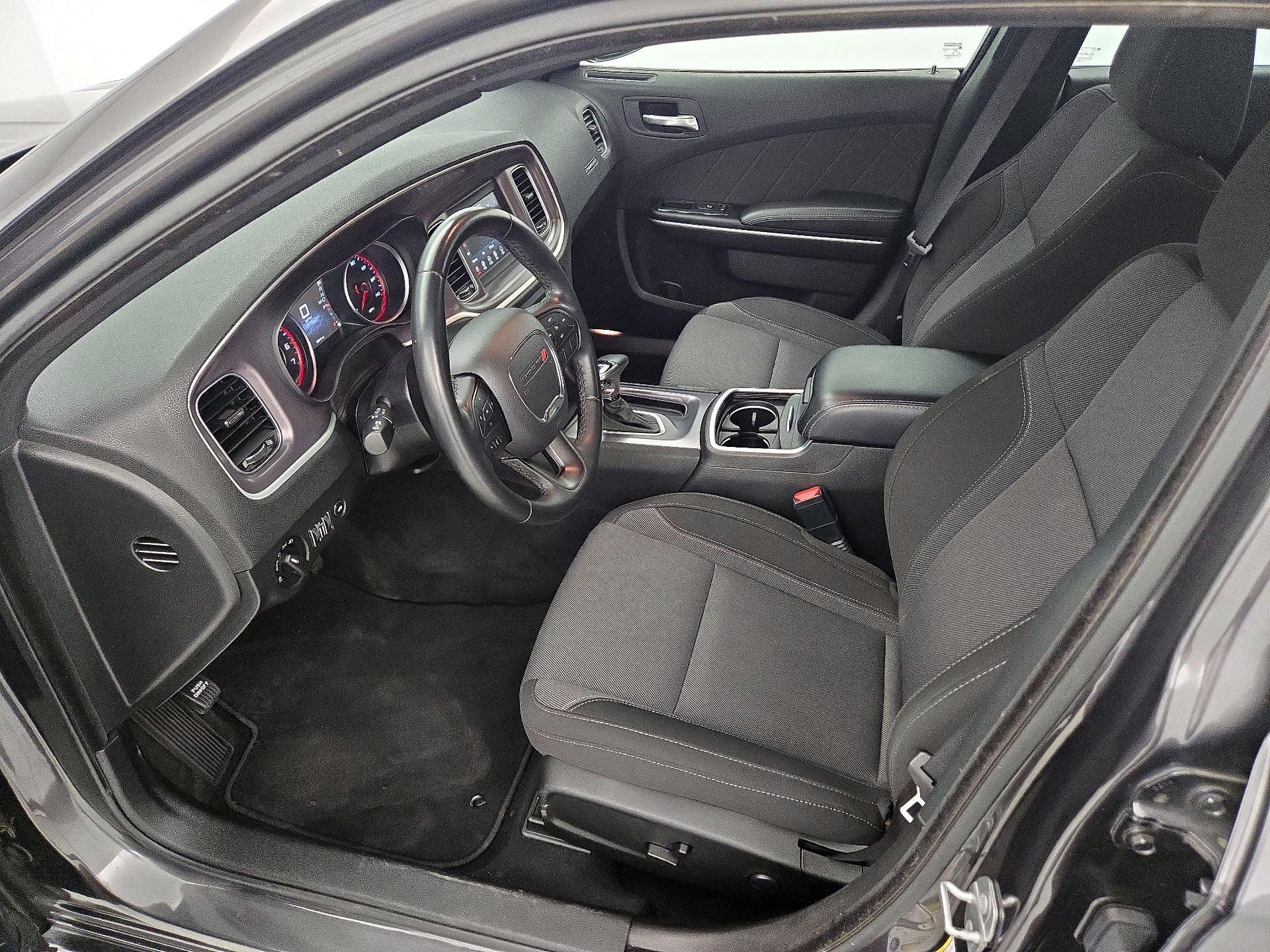 Thumbnail: 2022 Dodge Charger - 11