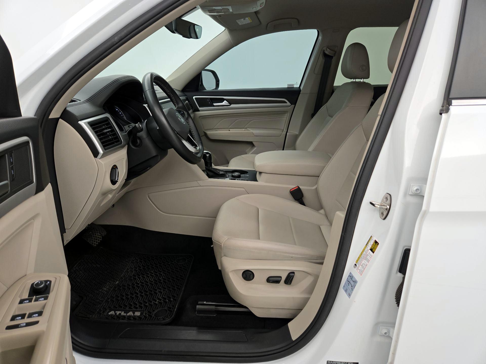 Thumbnail: 2021 Volkswagen Atlas - 11