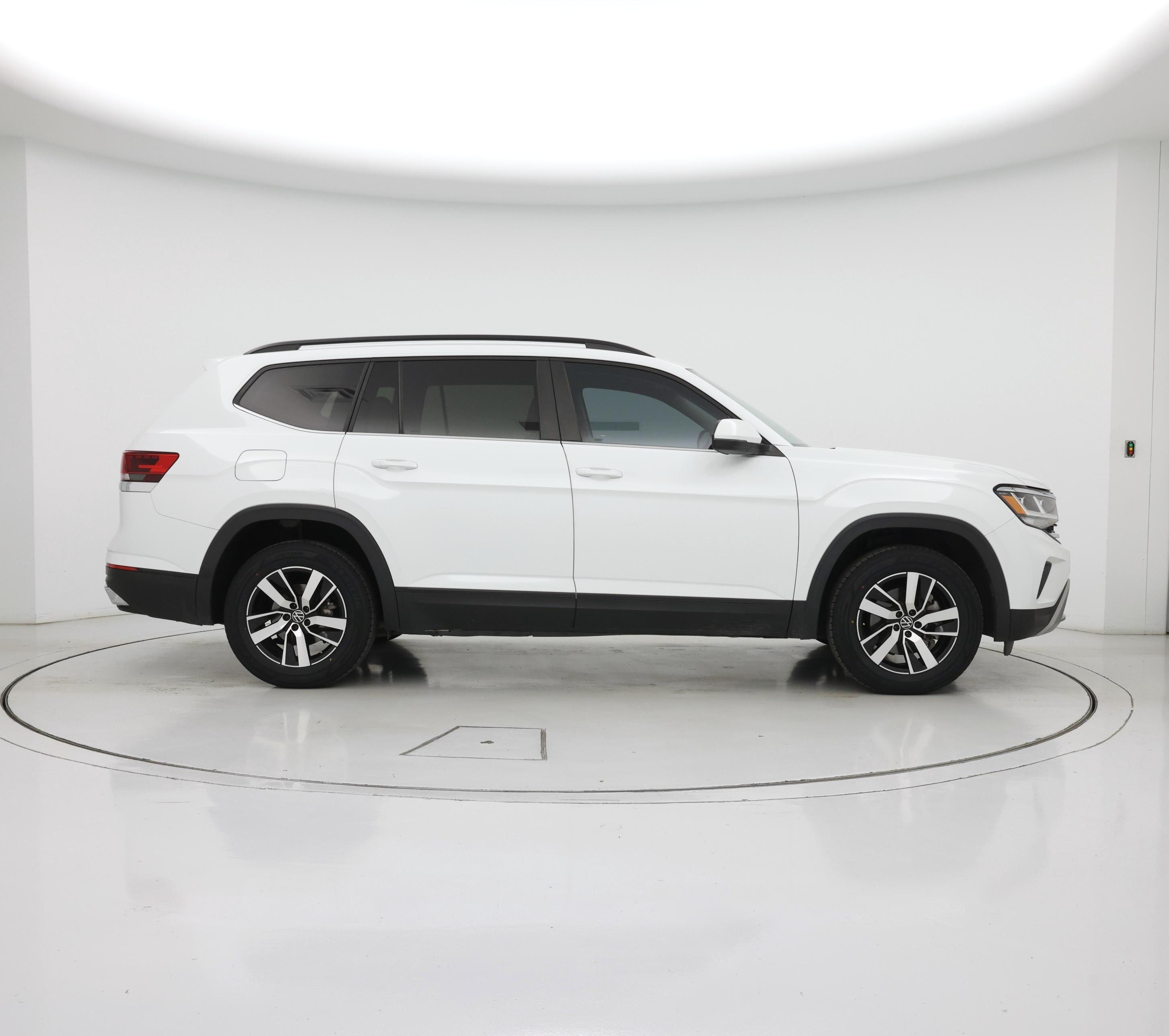 Thumbnail: 2021 Volkswagen Atlas - 7