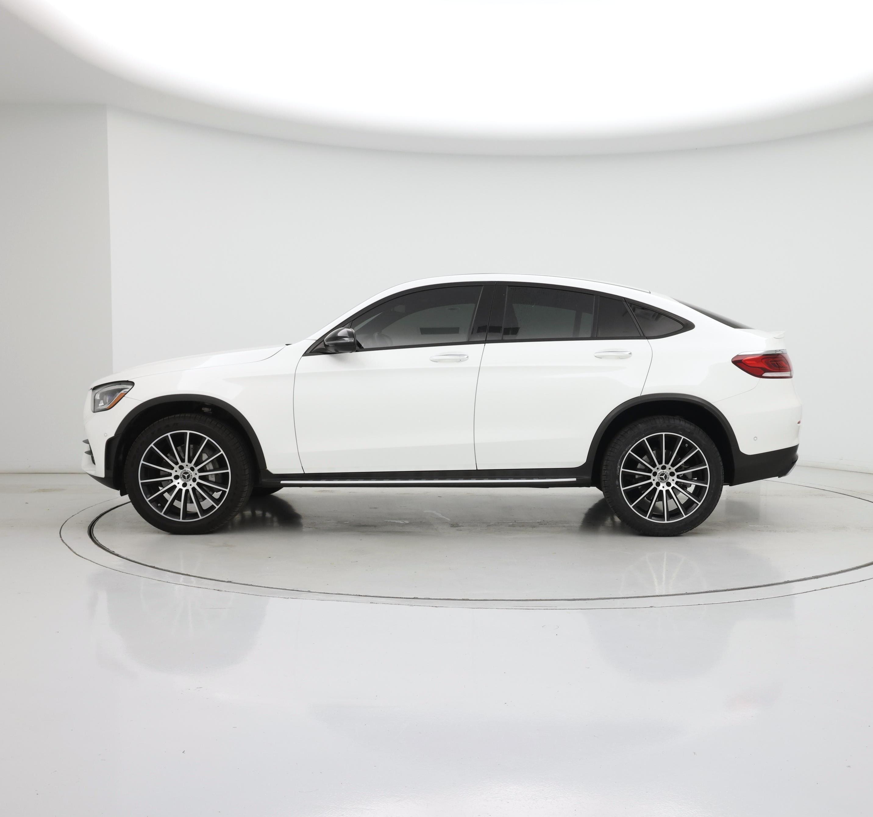 Thumbnail: 2020 Mercedes-Benz GLC - 3