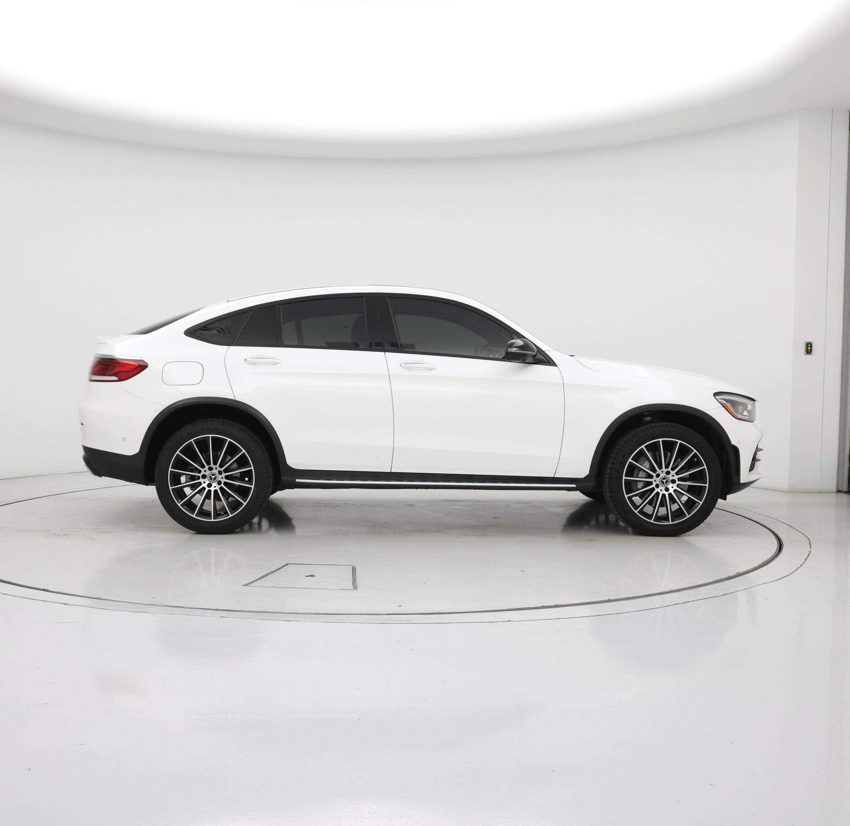 Thumbnail: 2020 Mercedes-Benz GLC - 7