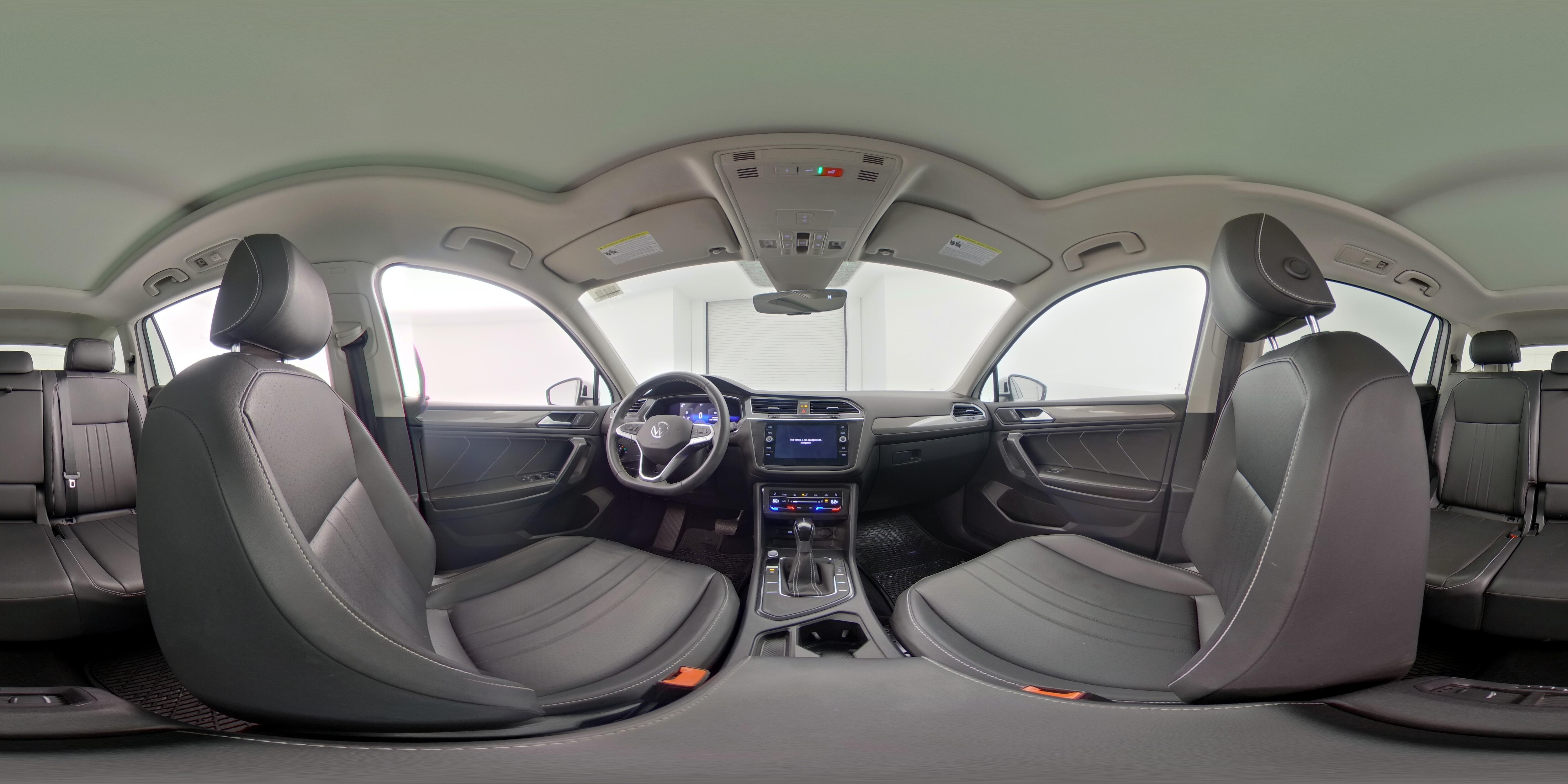 2023 Volkswagen Tiguan SE - Photo 27