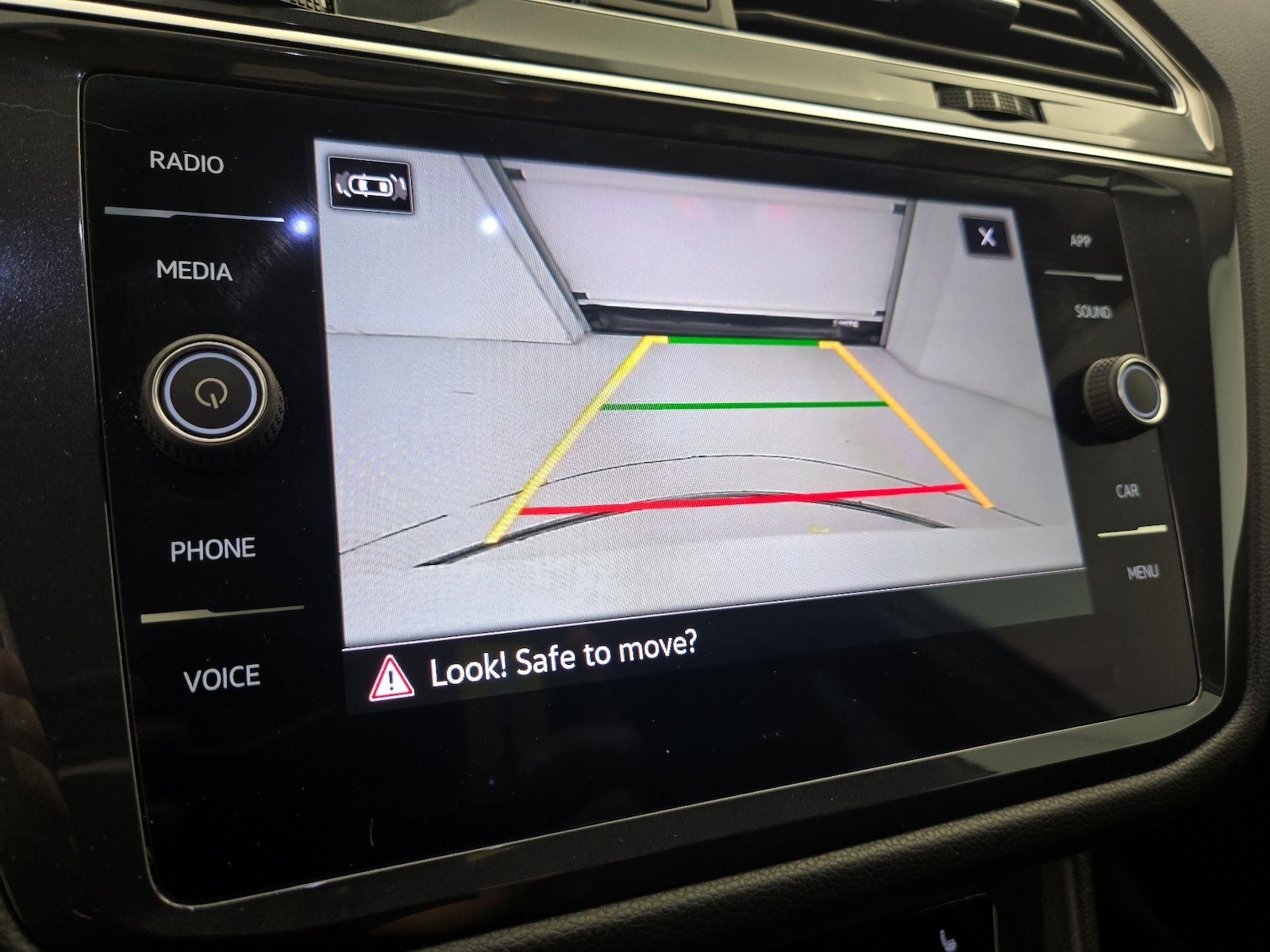 2023 Volkswagen Tiguan SE - Photo 15
