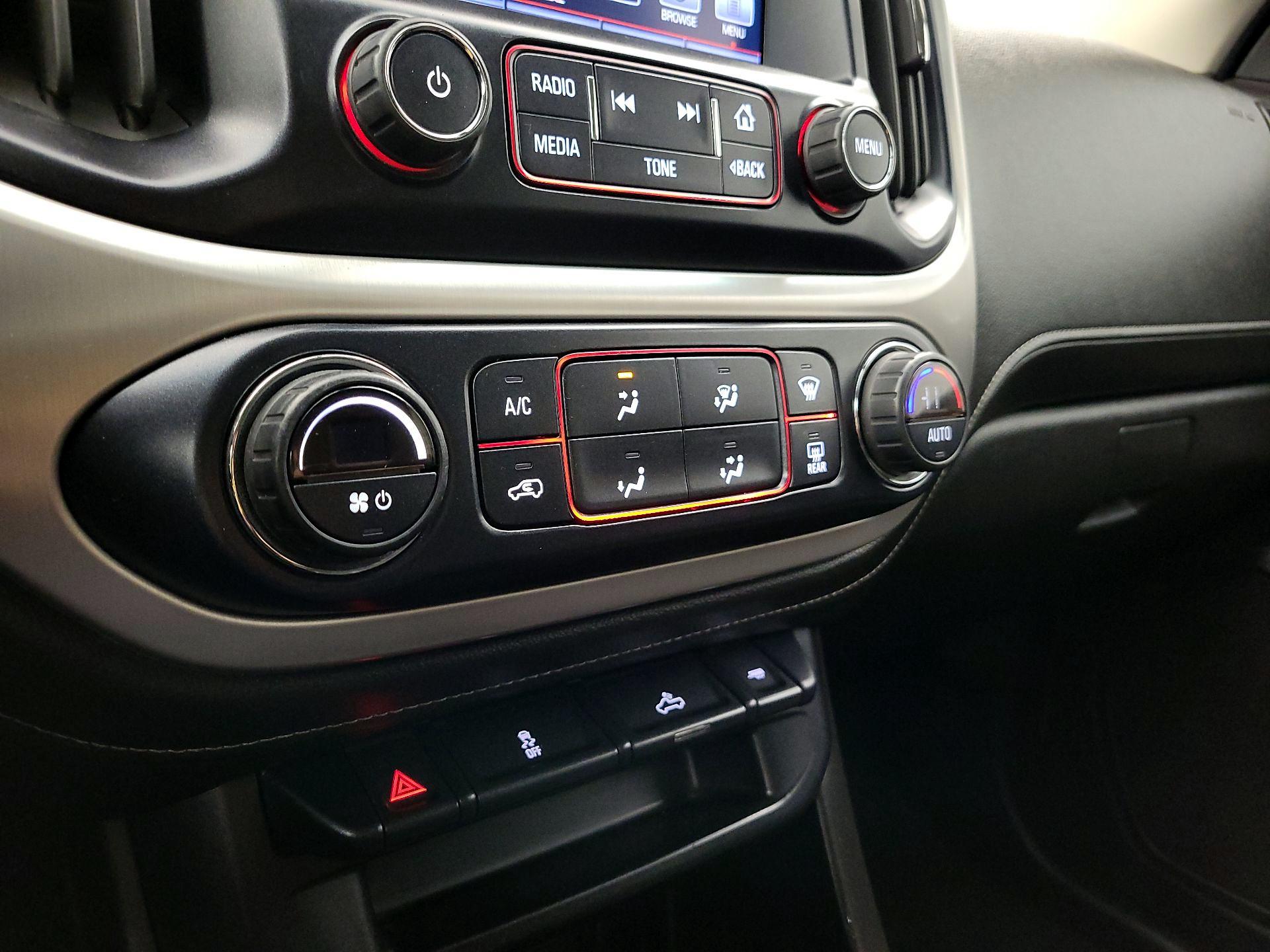 Thumbnail: 2016 GMC Canyon - 16