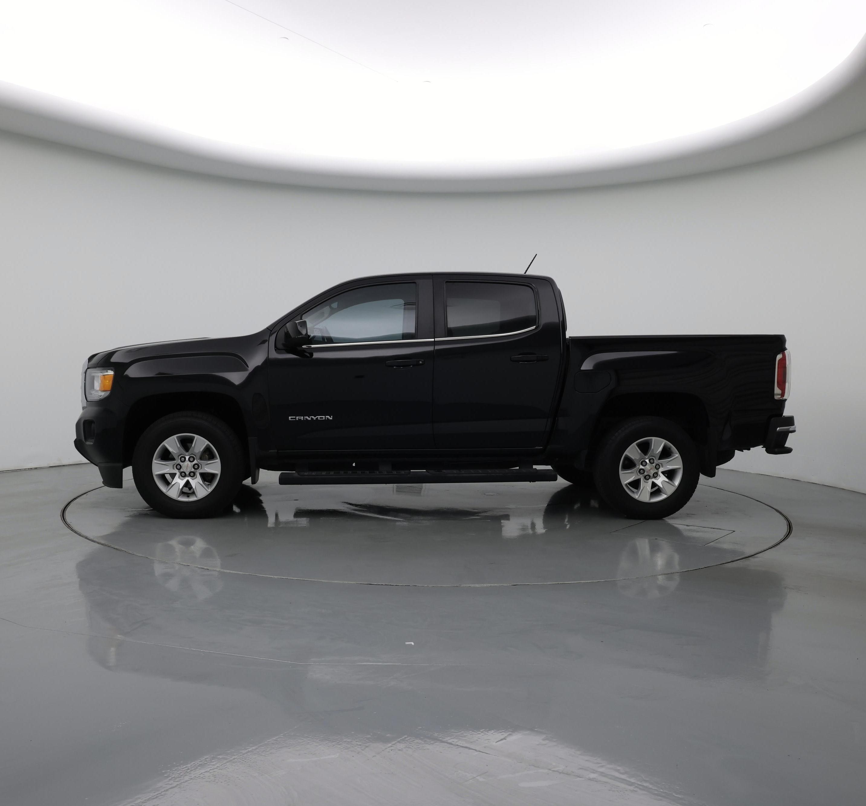Thumbnail: 2016 GMC Canyon - 3