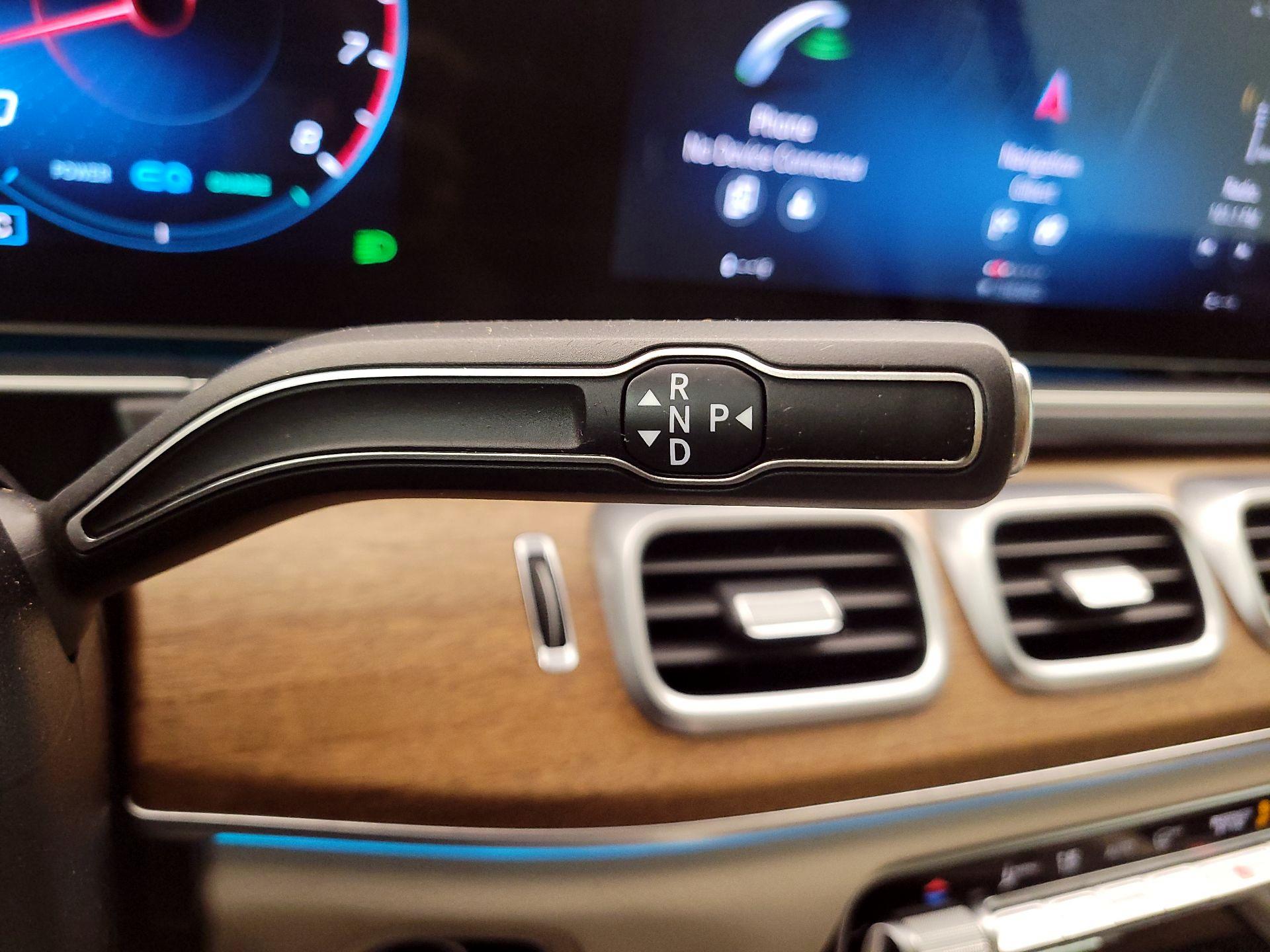 Thumbnail: 2021 Mercedes-Benz GLS - 18