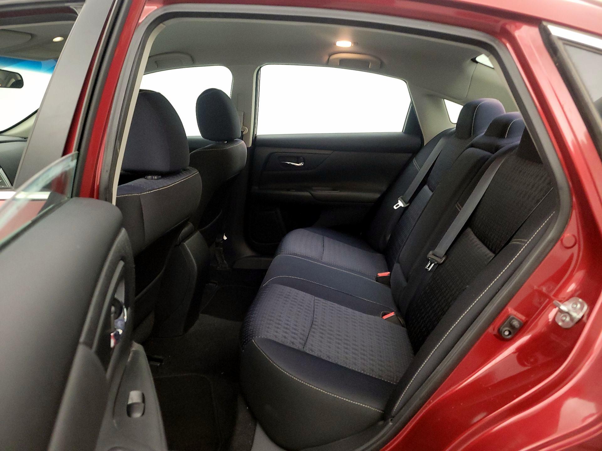 Thumbnail: 2016 Nissan Altima - 19