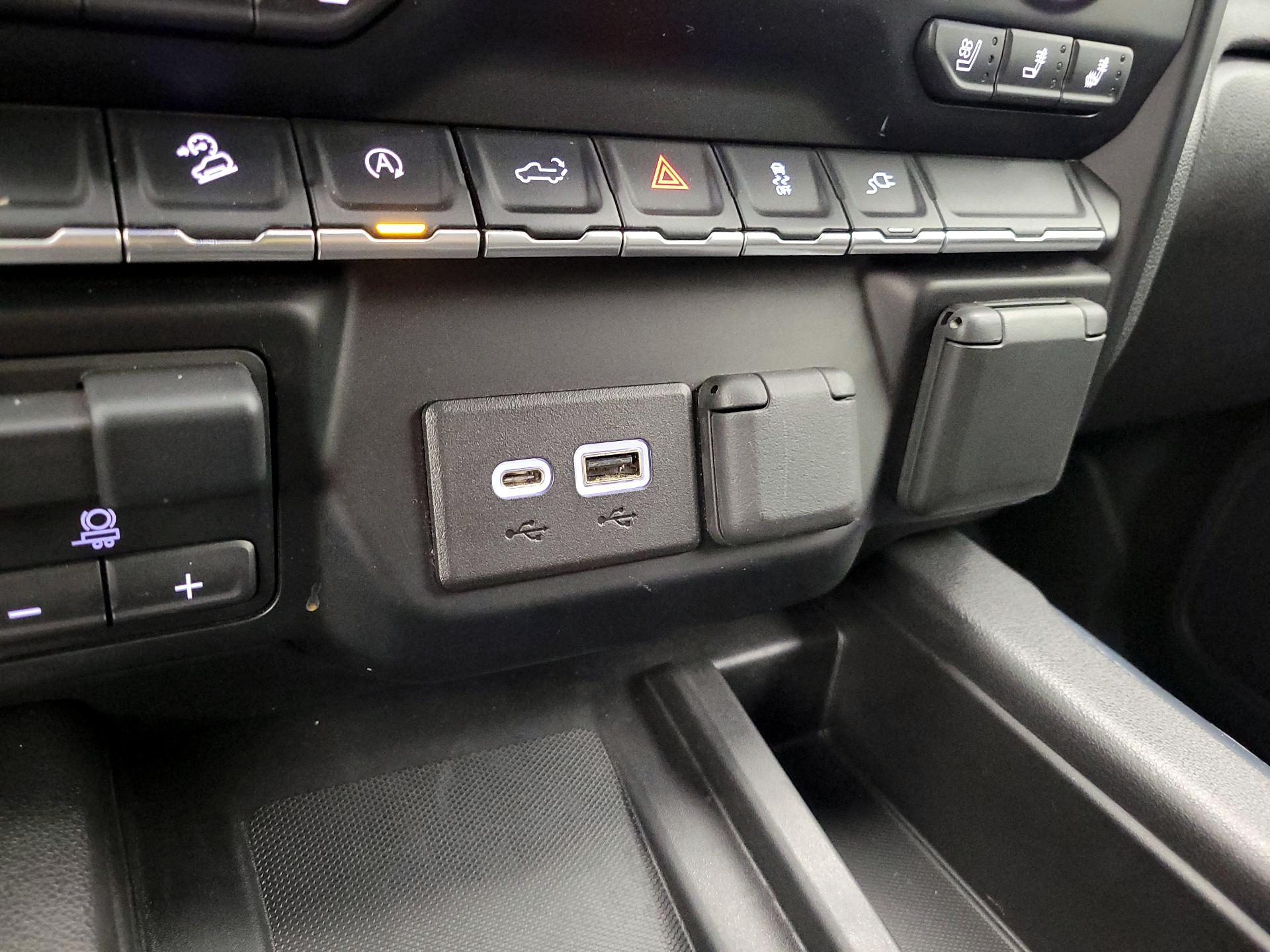 Thumbnail: 2022 GMC Sierra 1500 - 18