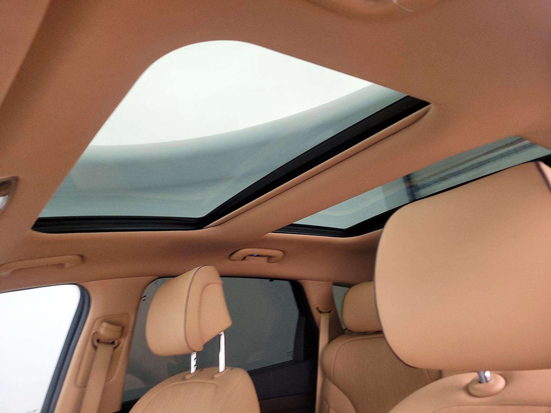 Thumbnail: 2023 Genesis GV80 - 20