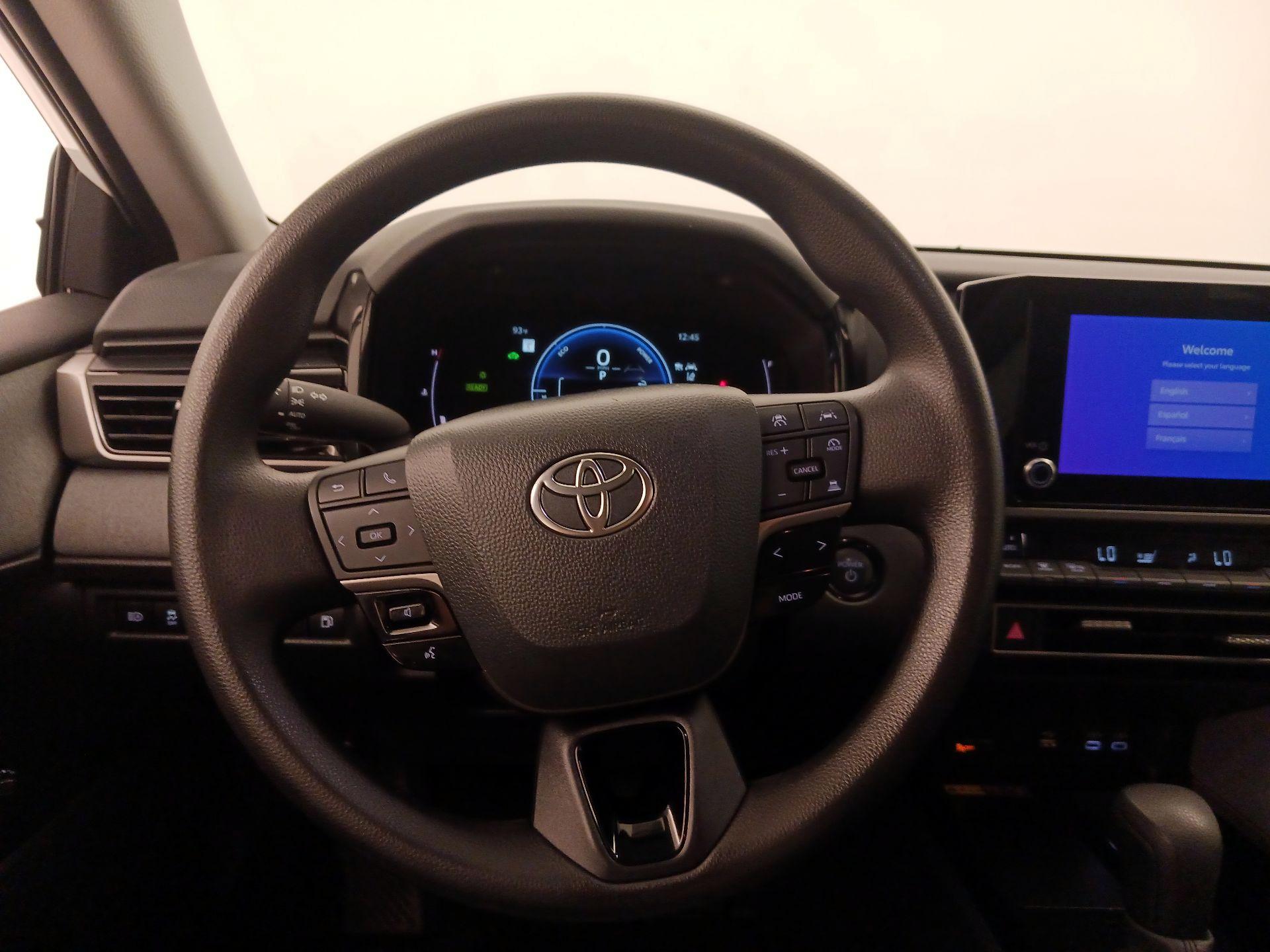Thumbnail: 2025 Toyota Camry - 10