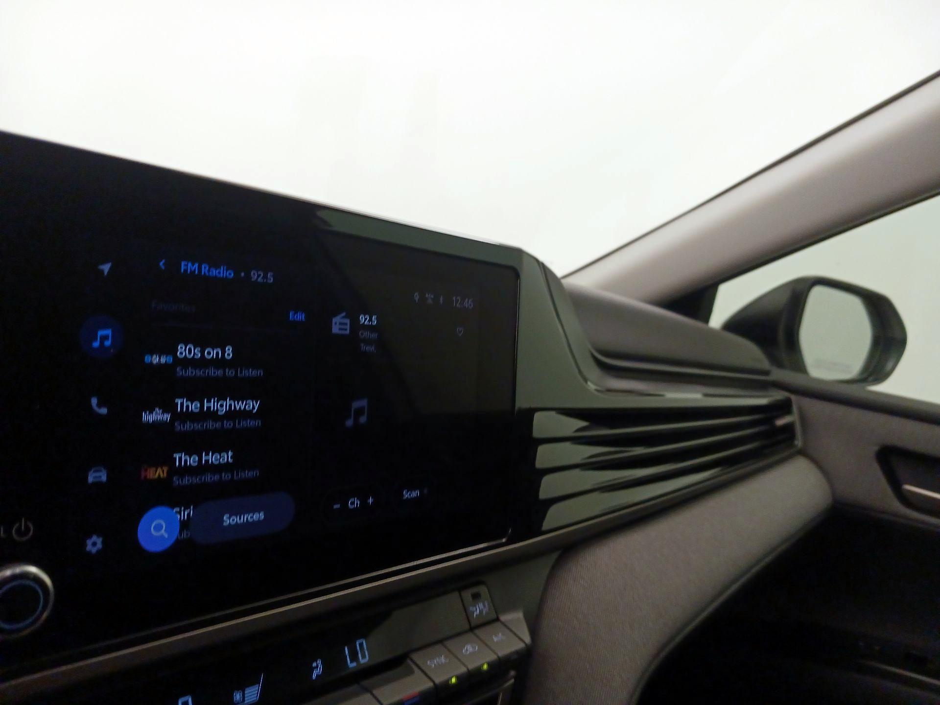 Thumbnail: 2025 Toyota Camry - 15