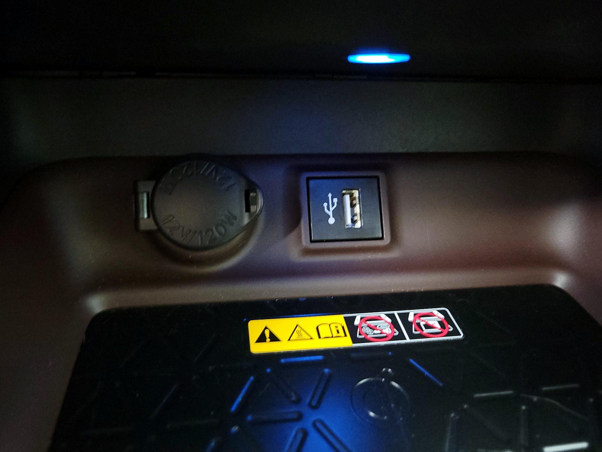 Thumbnail: 2023 Toyota RAV4 - 18